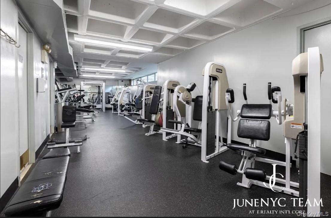 152-18 Union Turnpike Unit: 204K