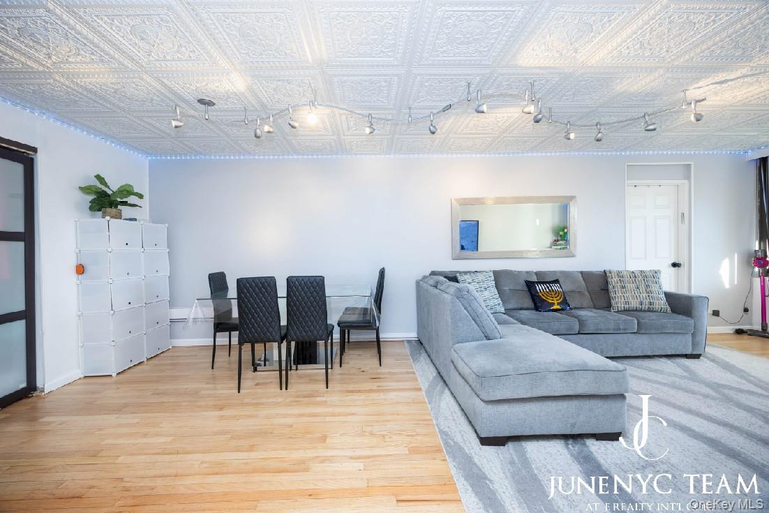 152-18 Union Turnpike Unit: 204K