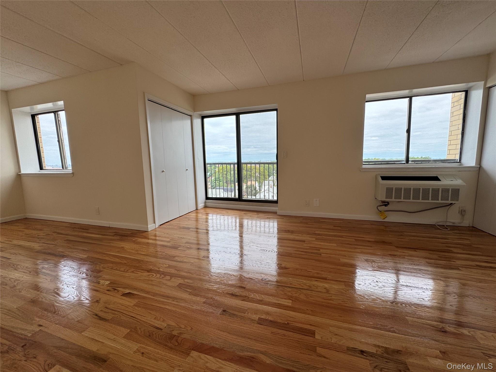 14538 34th Avenue Unit: 5C