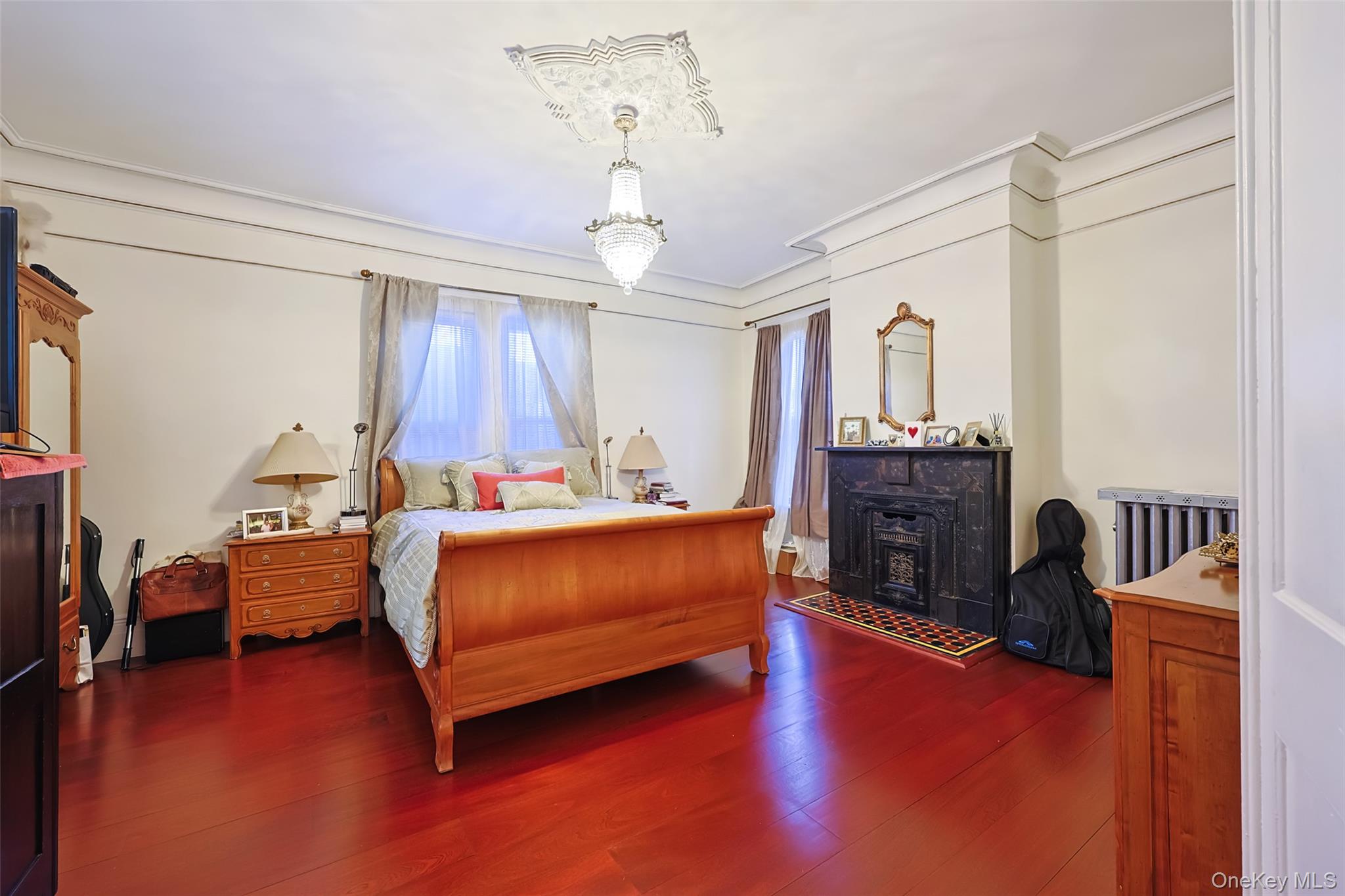 32-25 30th Street