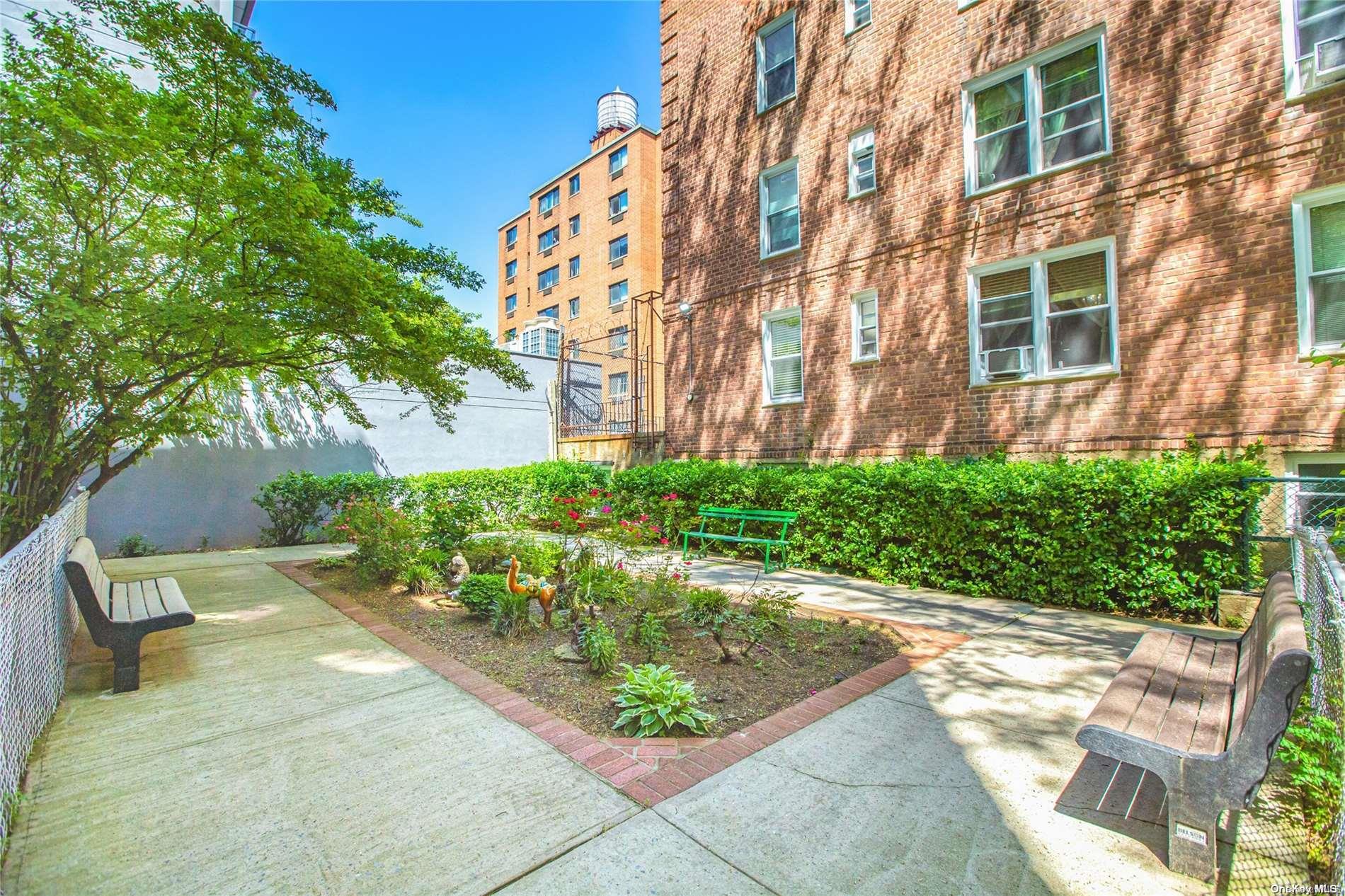 144-41 Sanford Avenue Unit: 3F