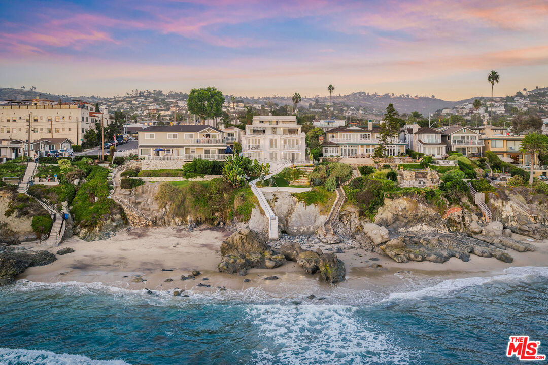 1337 Gaviota Dr