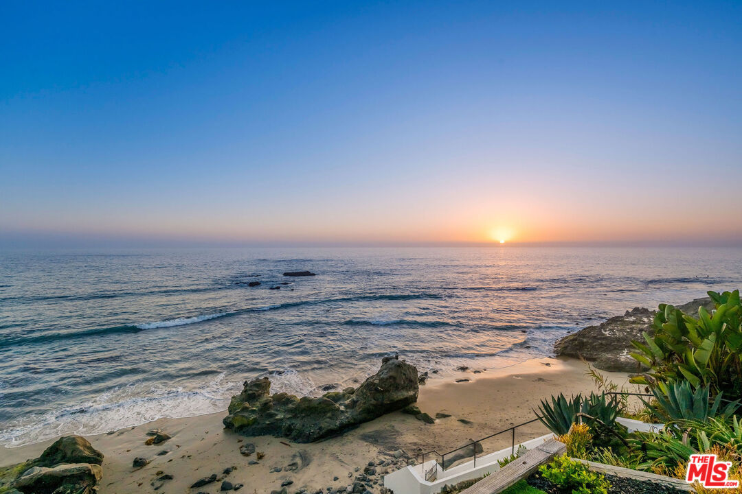 1337 Gaviota Dr