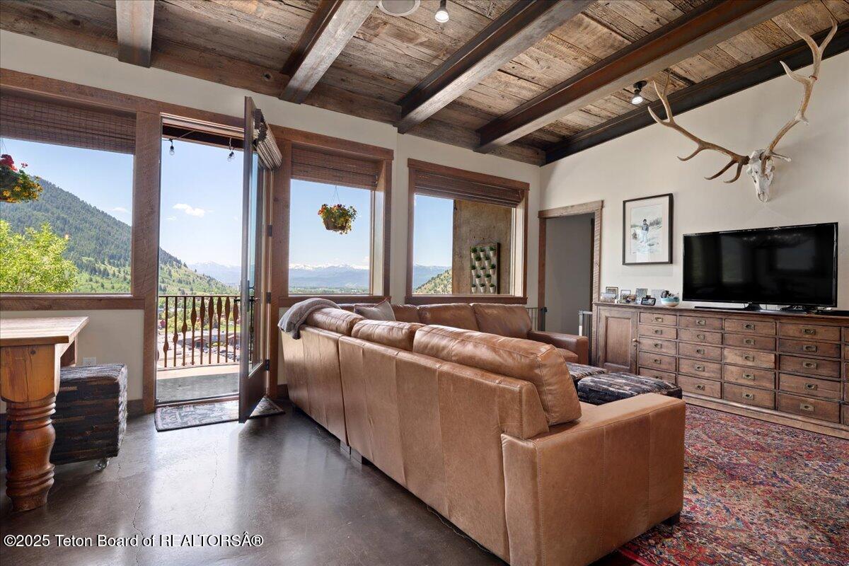 1023 BUDGE Drive