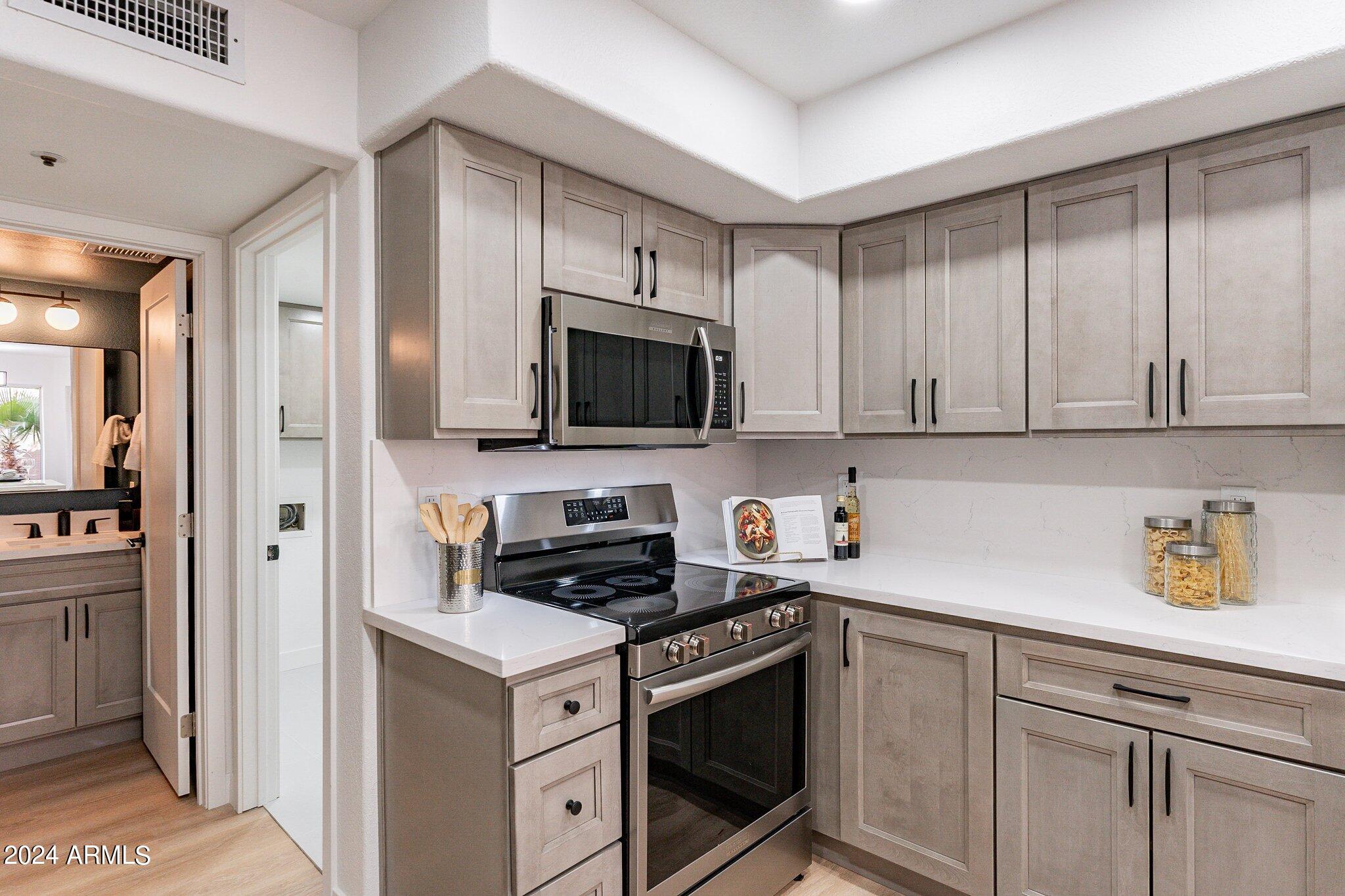 9239 E Camino Del Santo