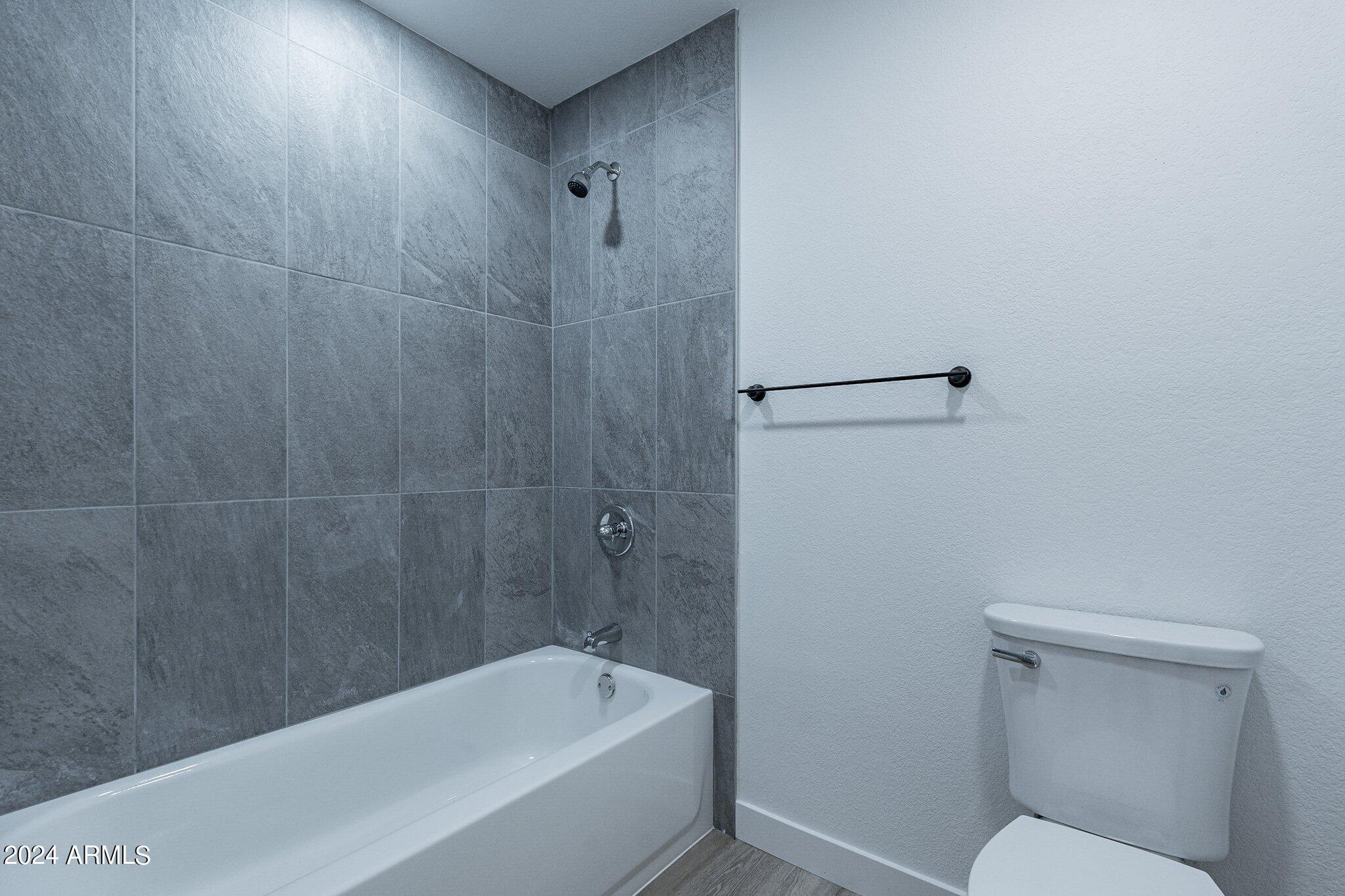 9239 E Camino Del Santo