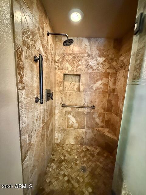 10905 E TIERRA Drive