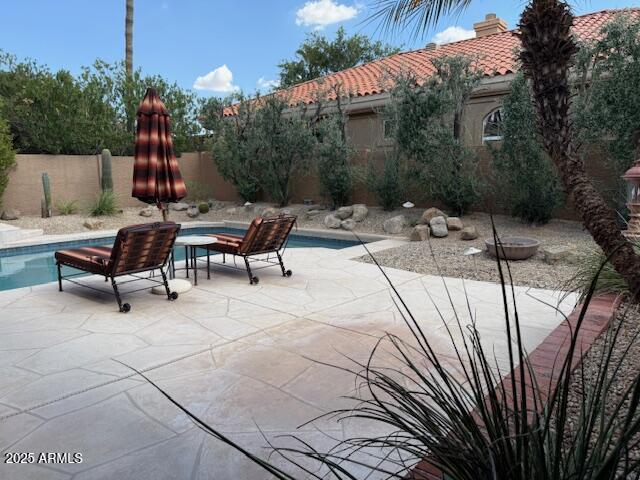 10905 E TIERRA Drive