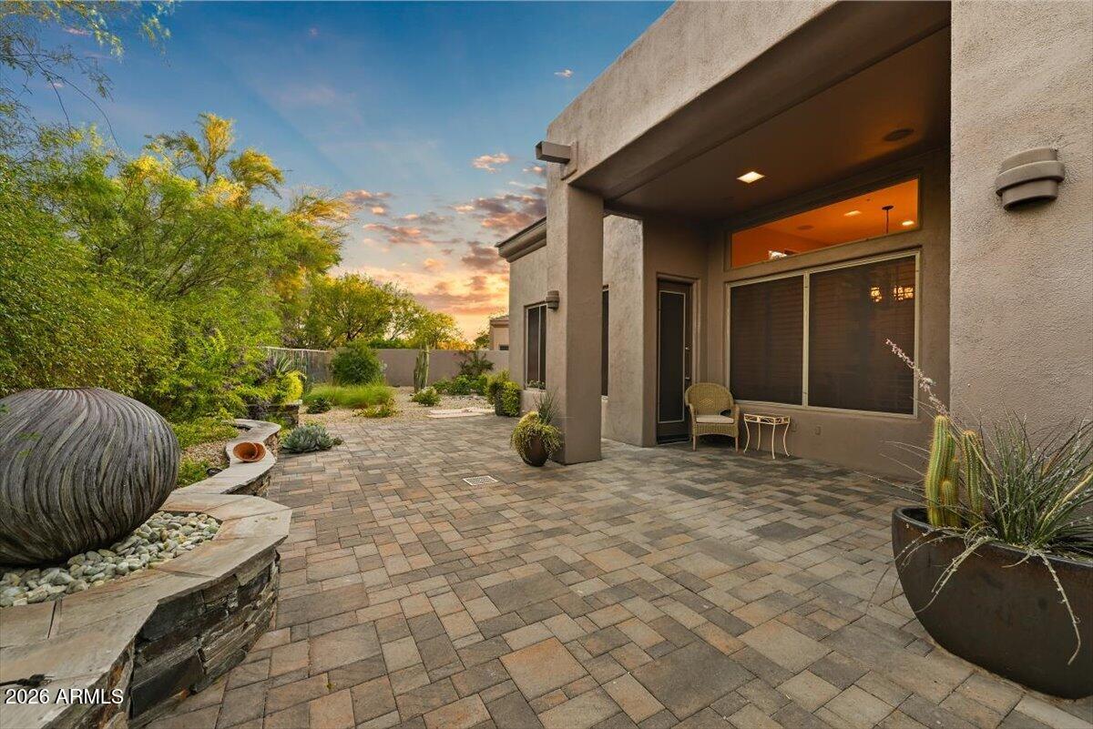 6755 E NIGHTINGALE STAR Circle