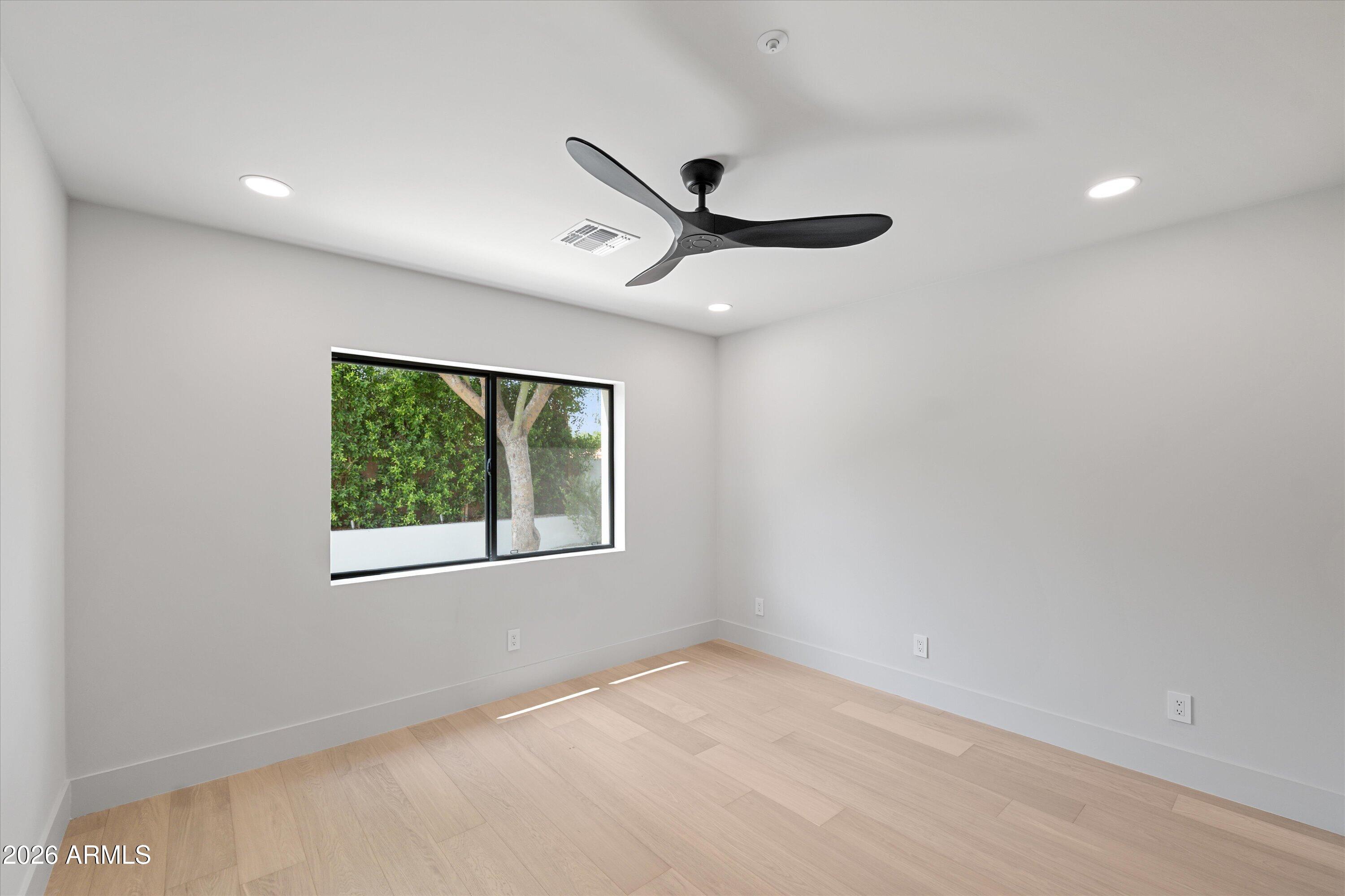 10905 E Tierra Drive