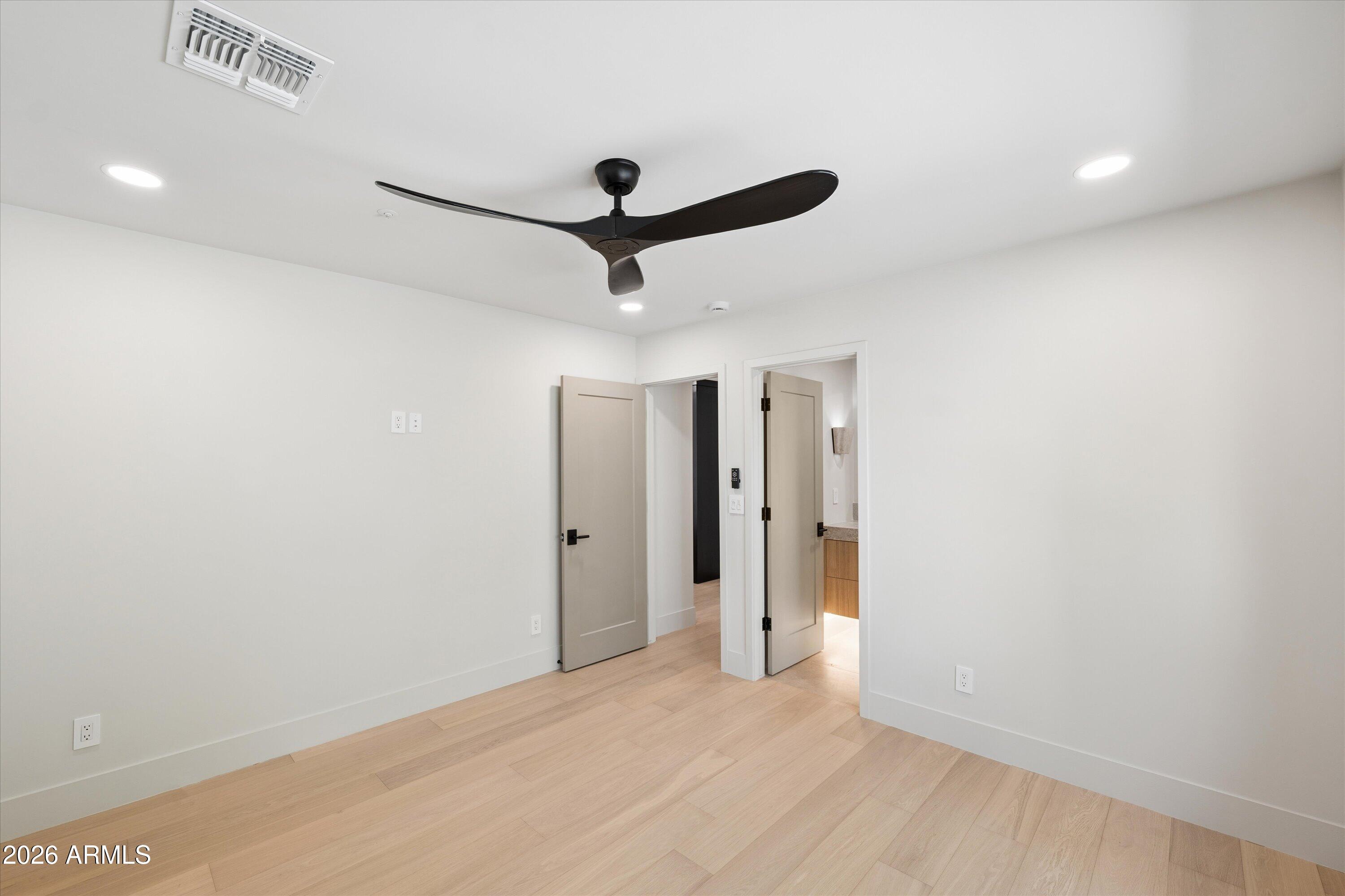 10905 E Tierra Drive