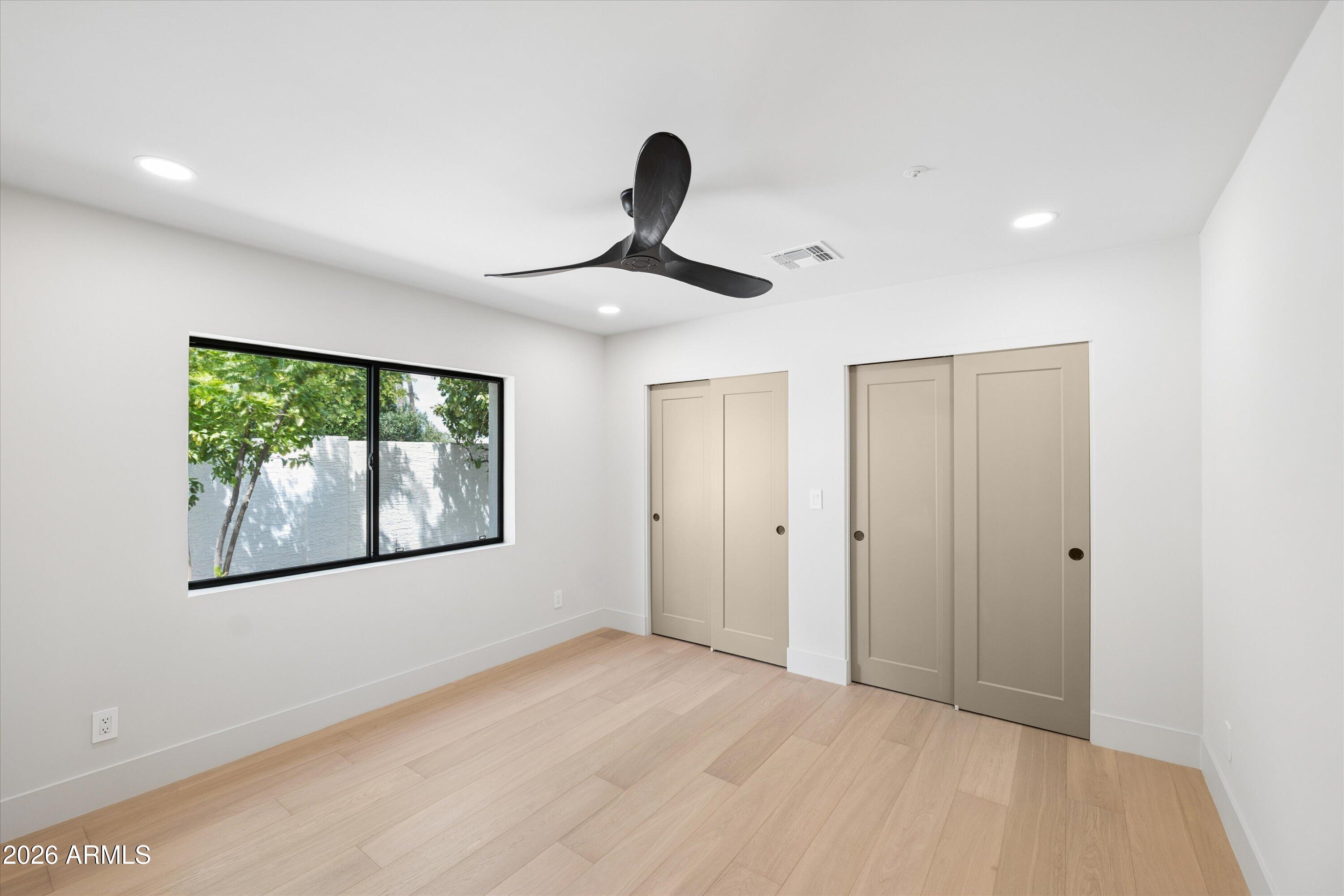 10905 E Tierra Drive