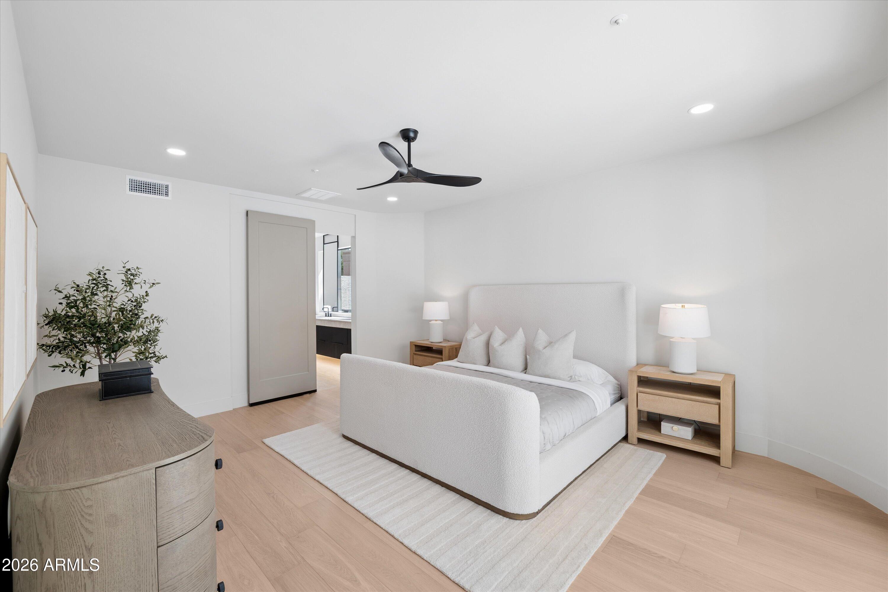 10905 E Tierra Drive