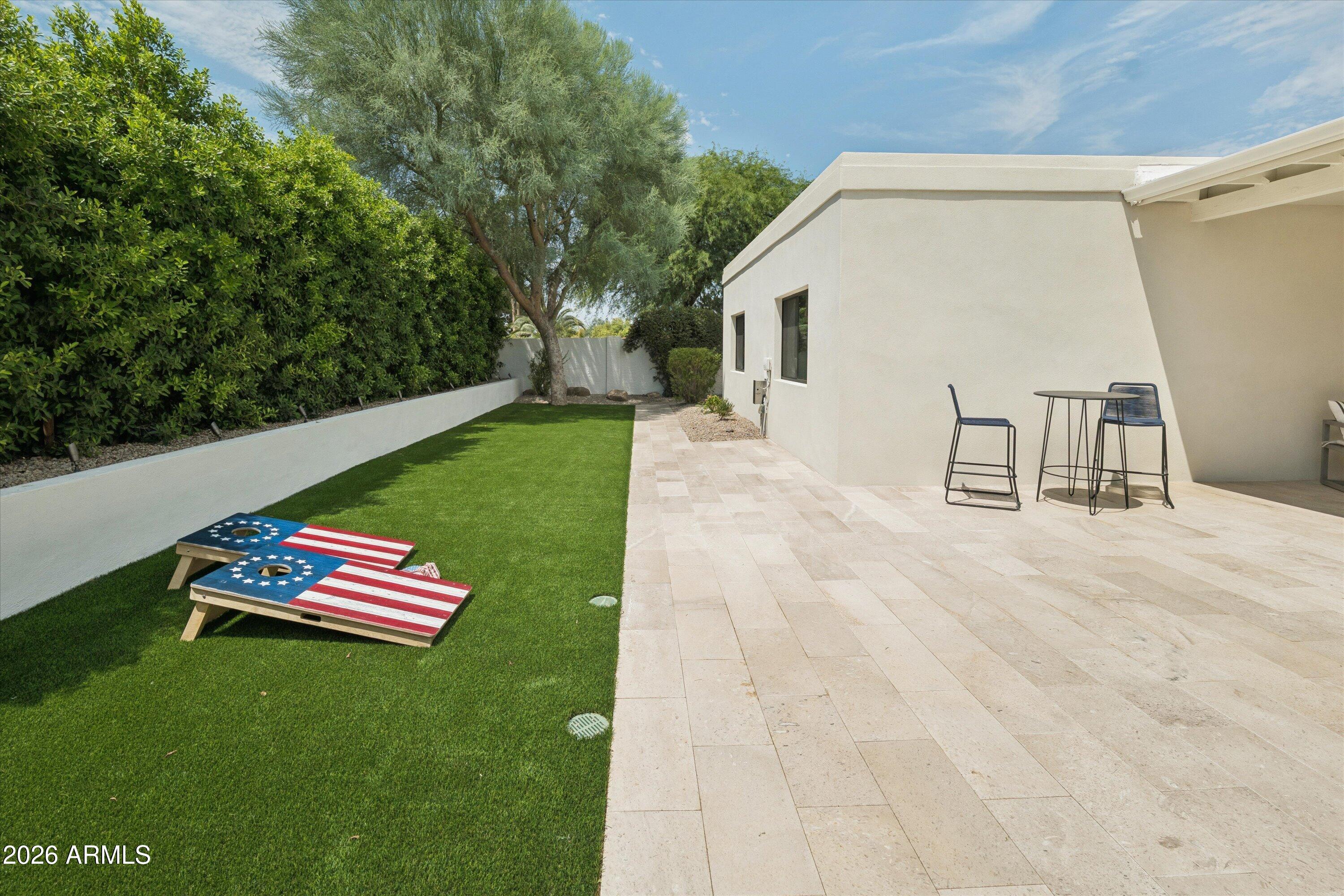 10905 E Tierra Drive