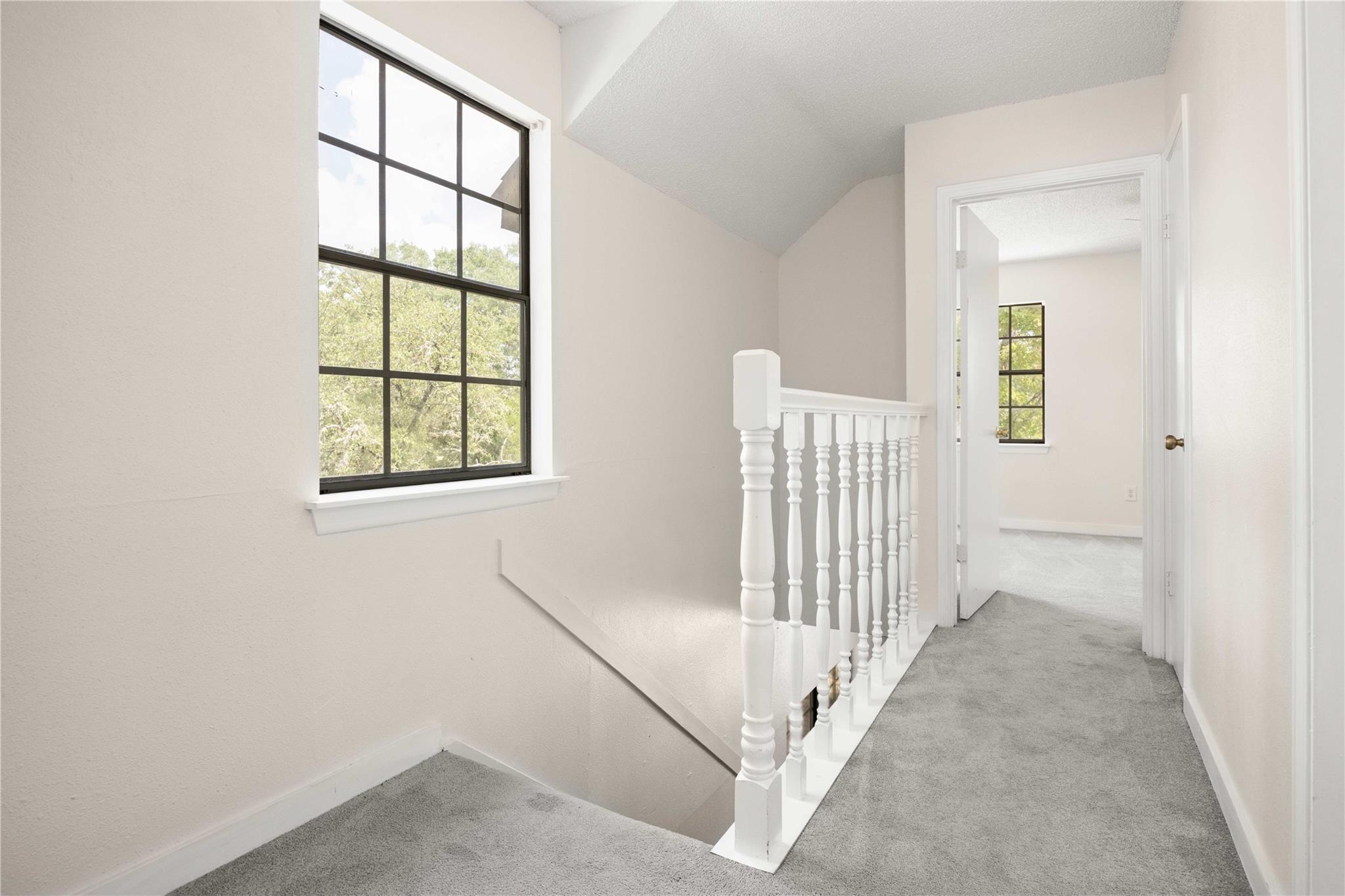 39 La Buena Vista DR