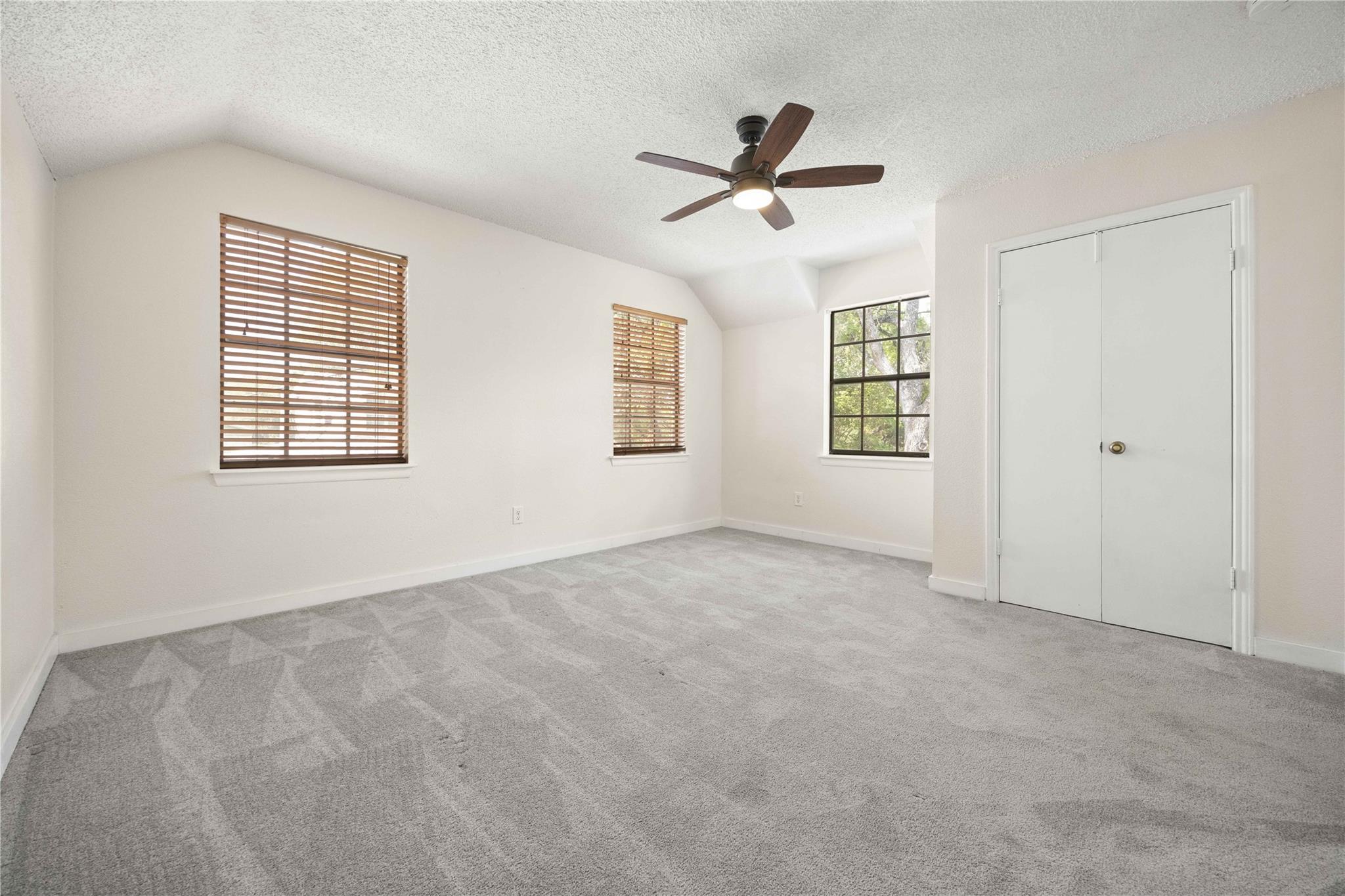 39 La Buena Vista DR