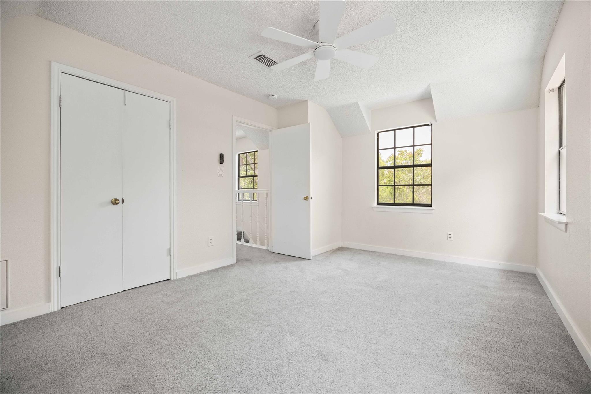 39 La Buena Vista DR