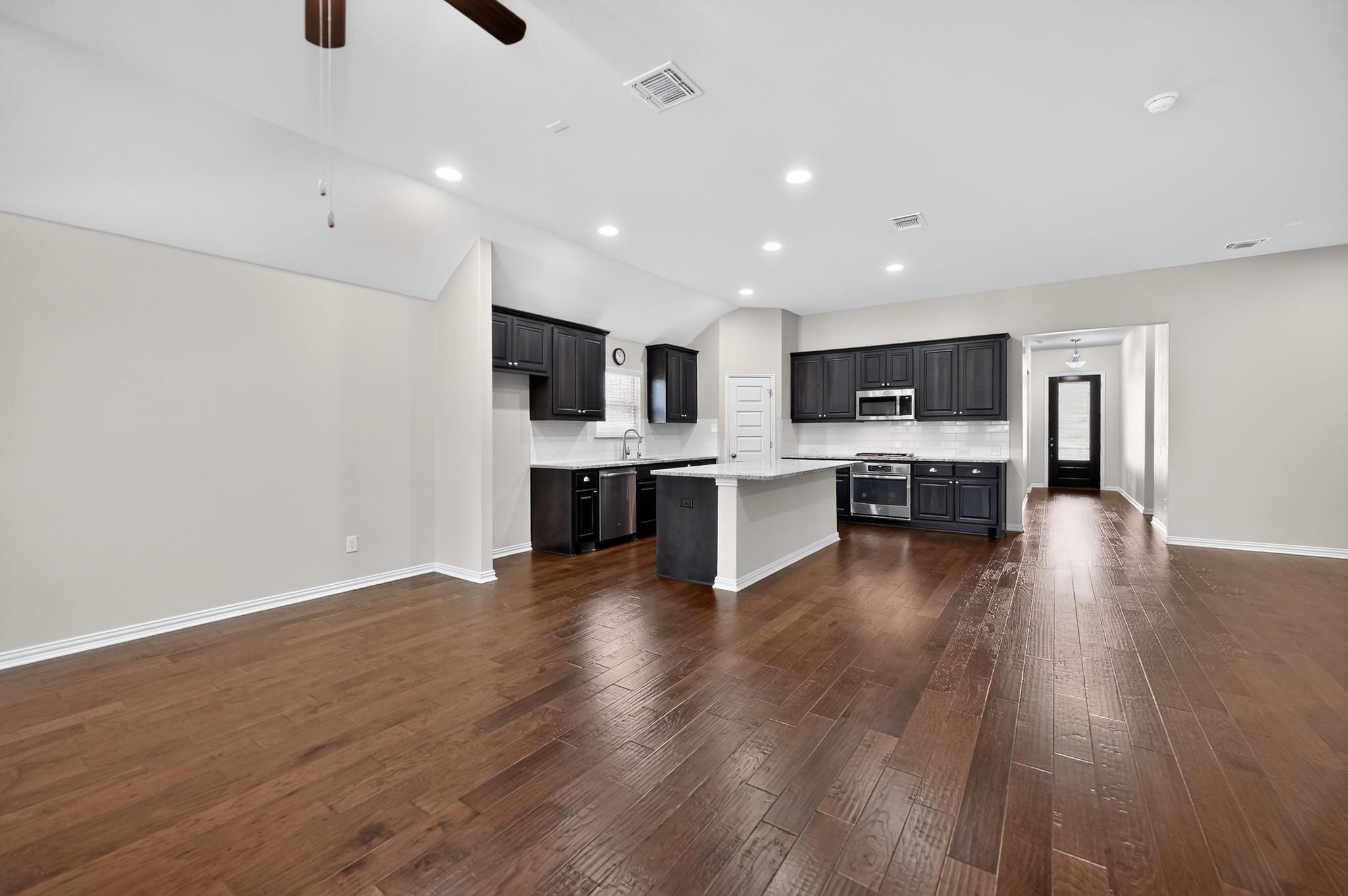 4119 Kingsley Ave