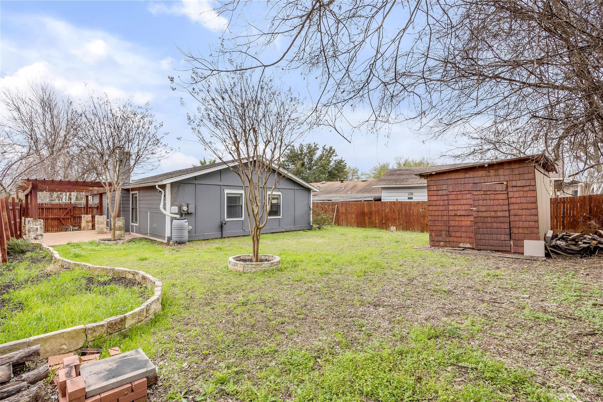 7004 Trendal LN
