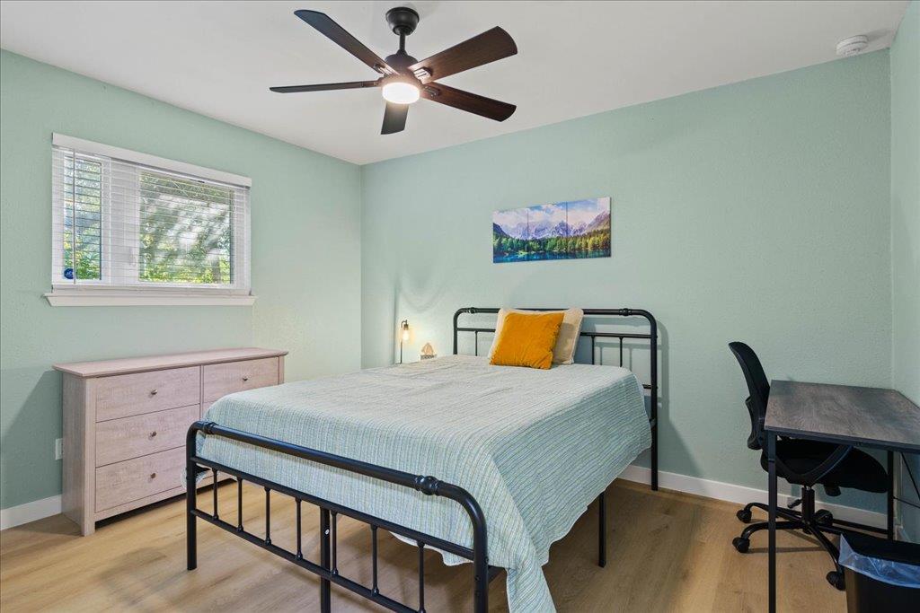 5205 Calais CT