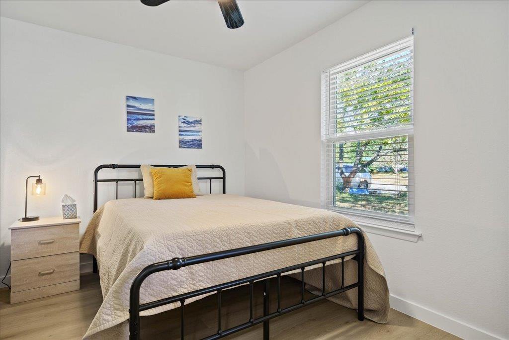5205 Calais CT