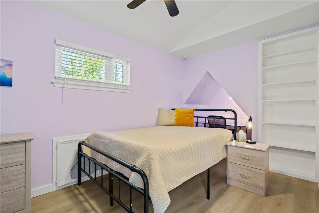 5205 Calais CT