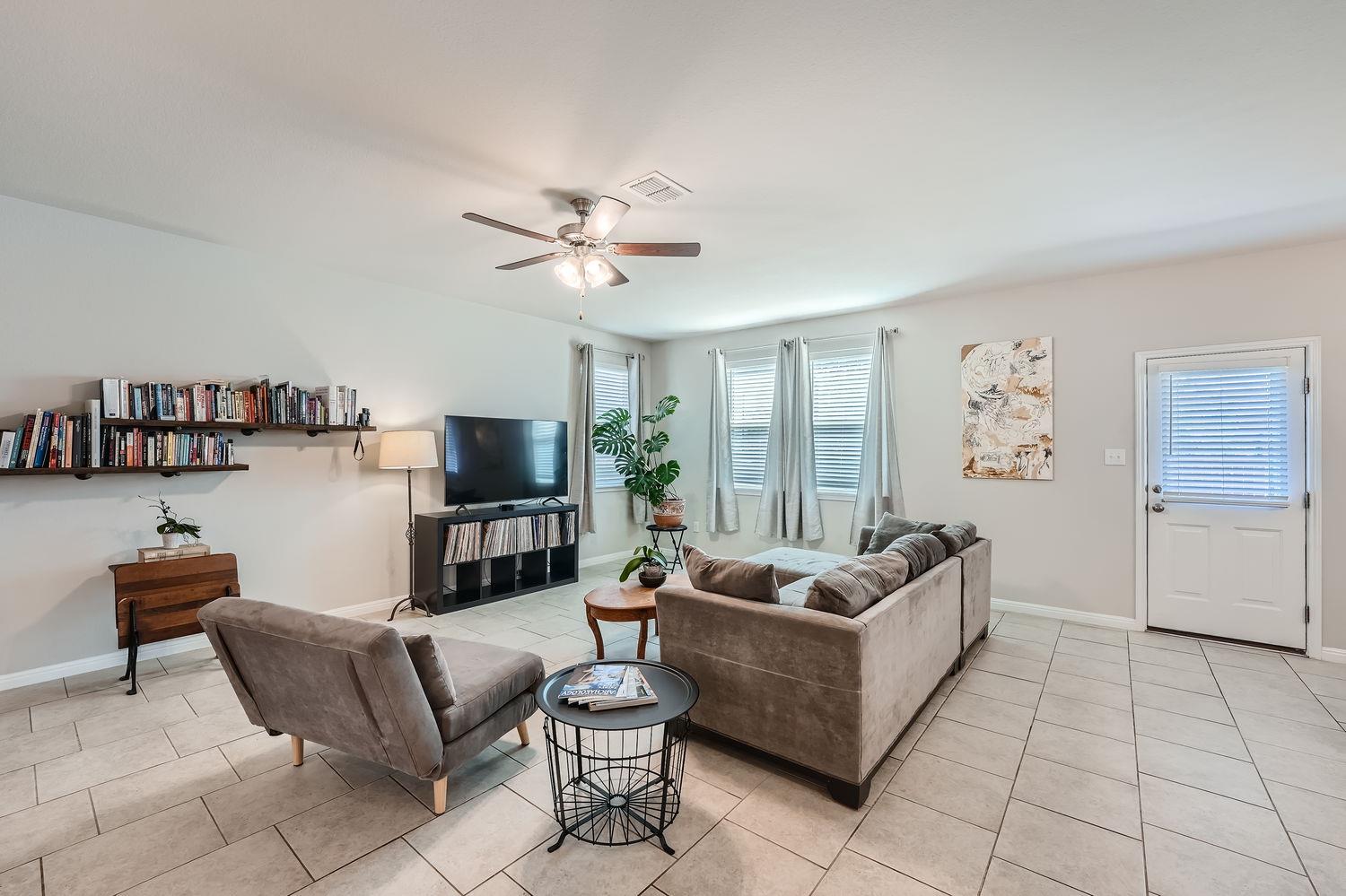 1205 Falconer WAY # 91