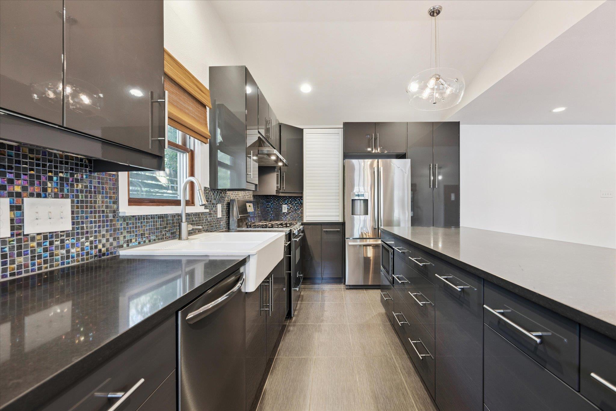 1106 Fairmount Ave