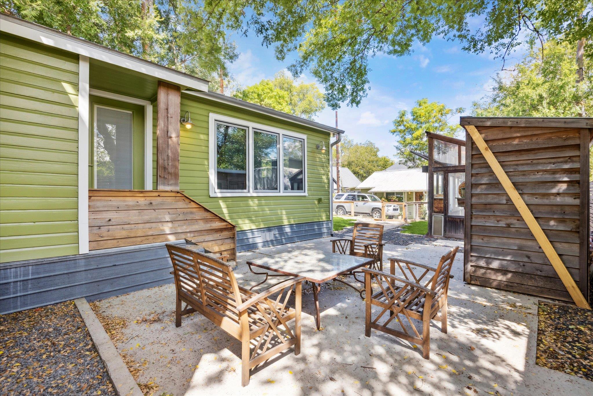 1106 Fairmount Ave