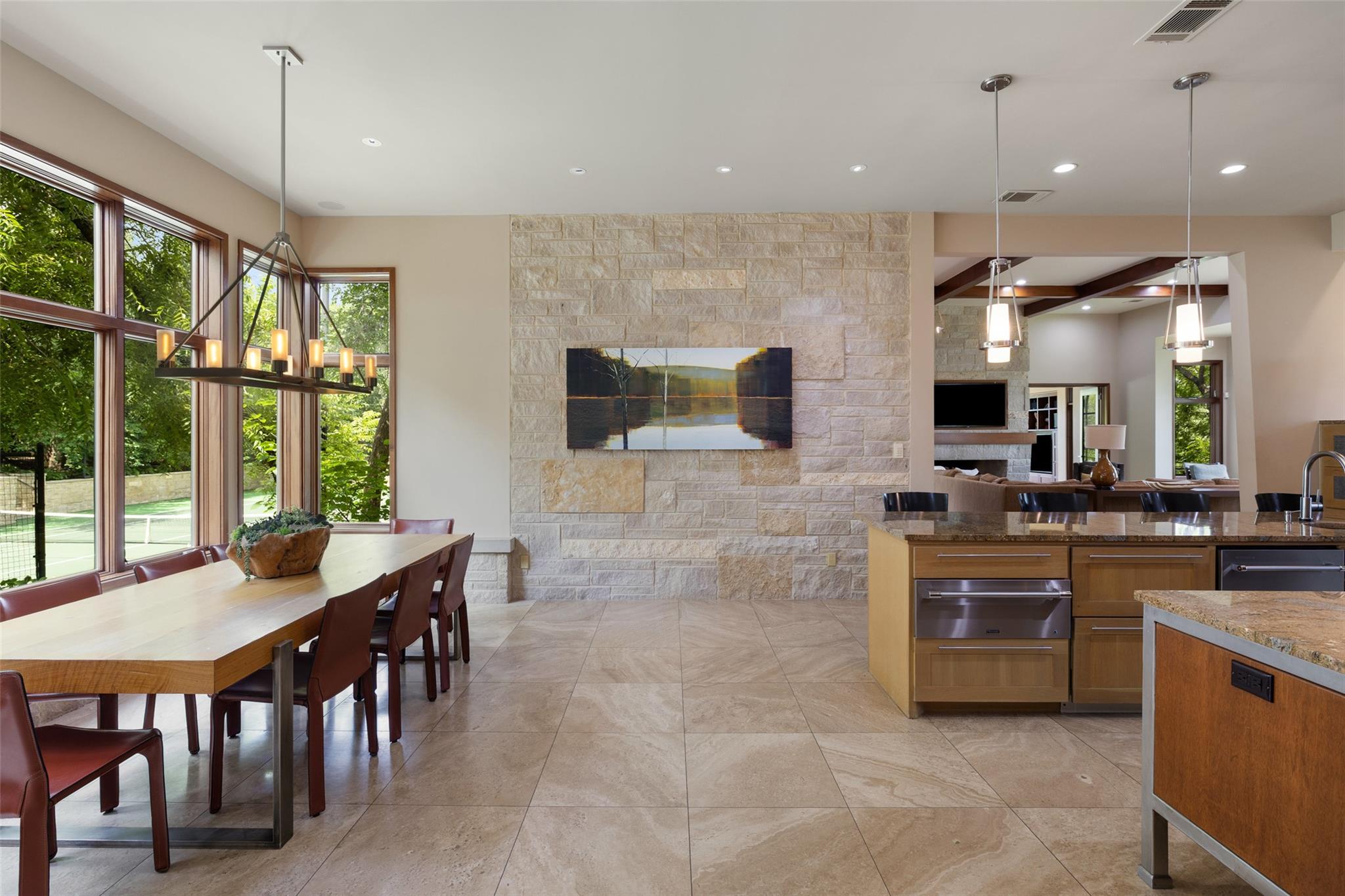 3806 Spirit Lake CV