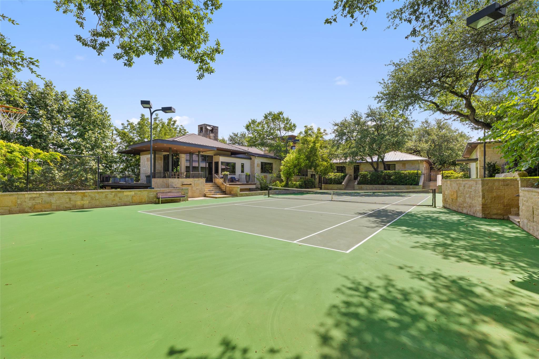 3806 Spirit Lake CV