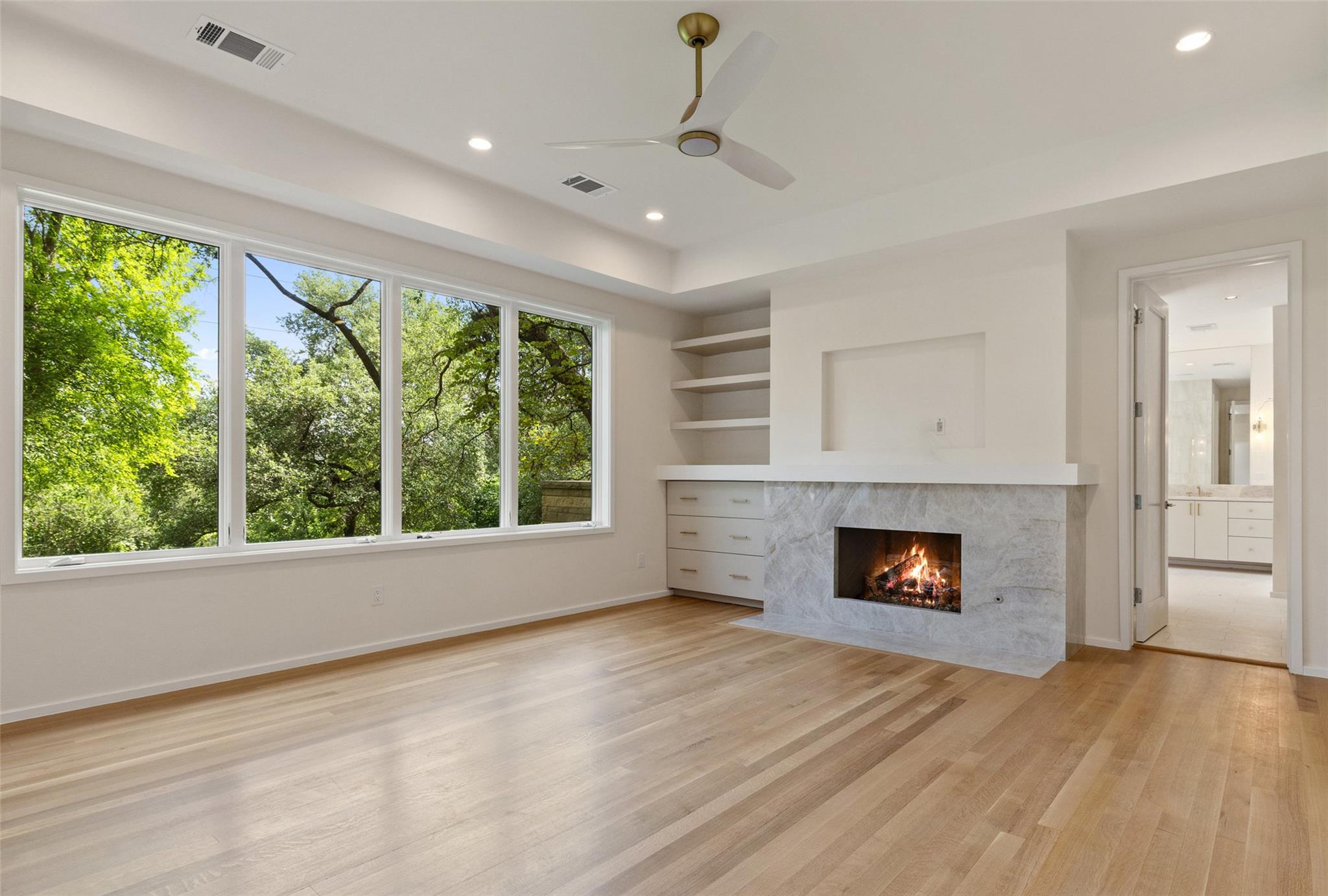 3806 Spirit Lake CV