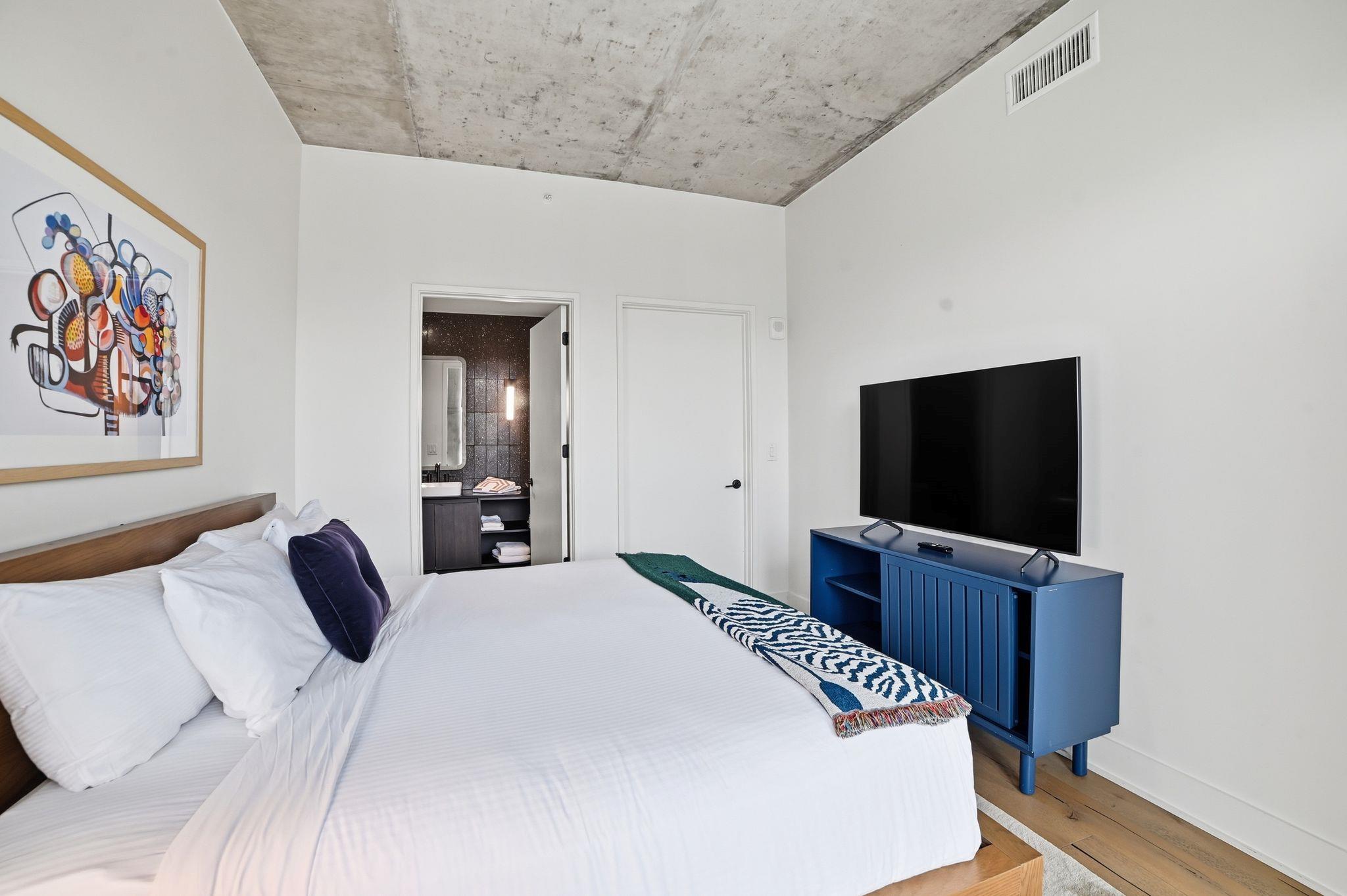 48 East Ave # 1301