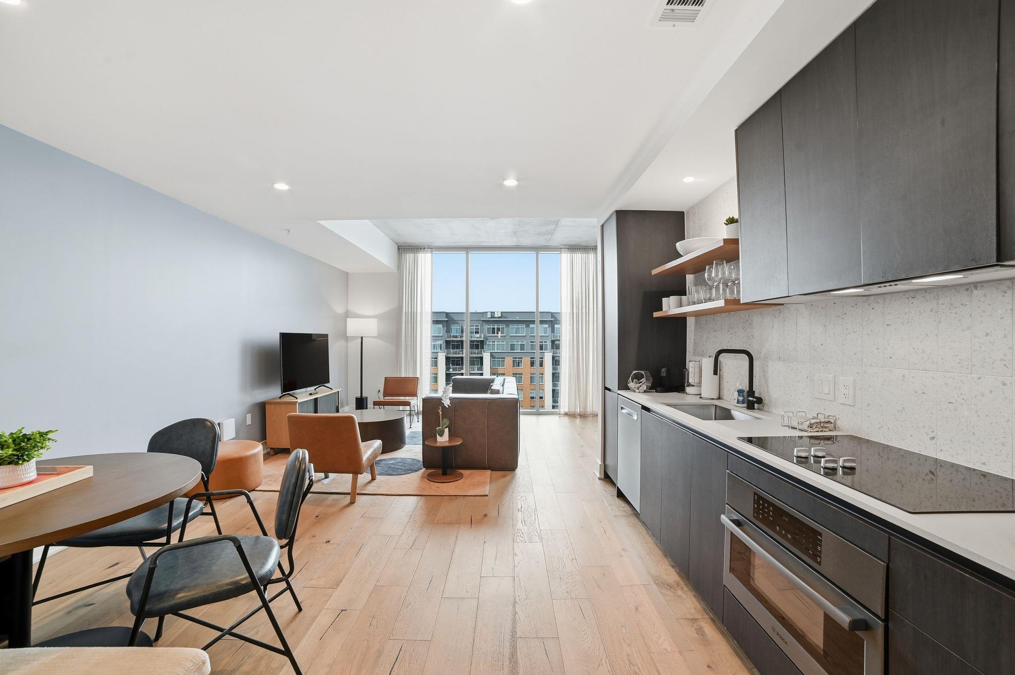 48 East Ave # 1301