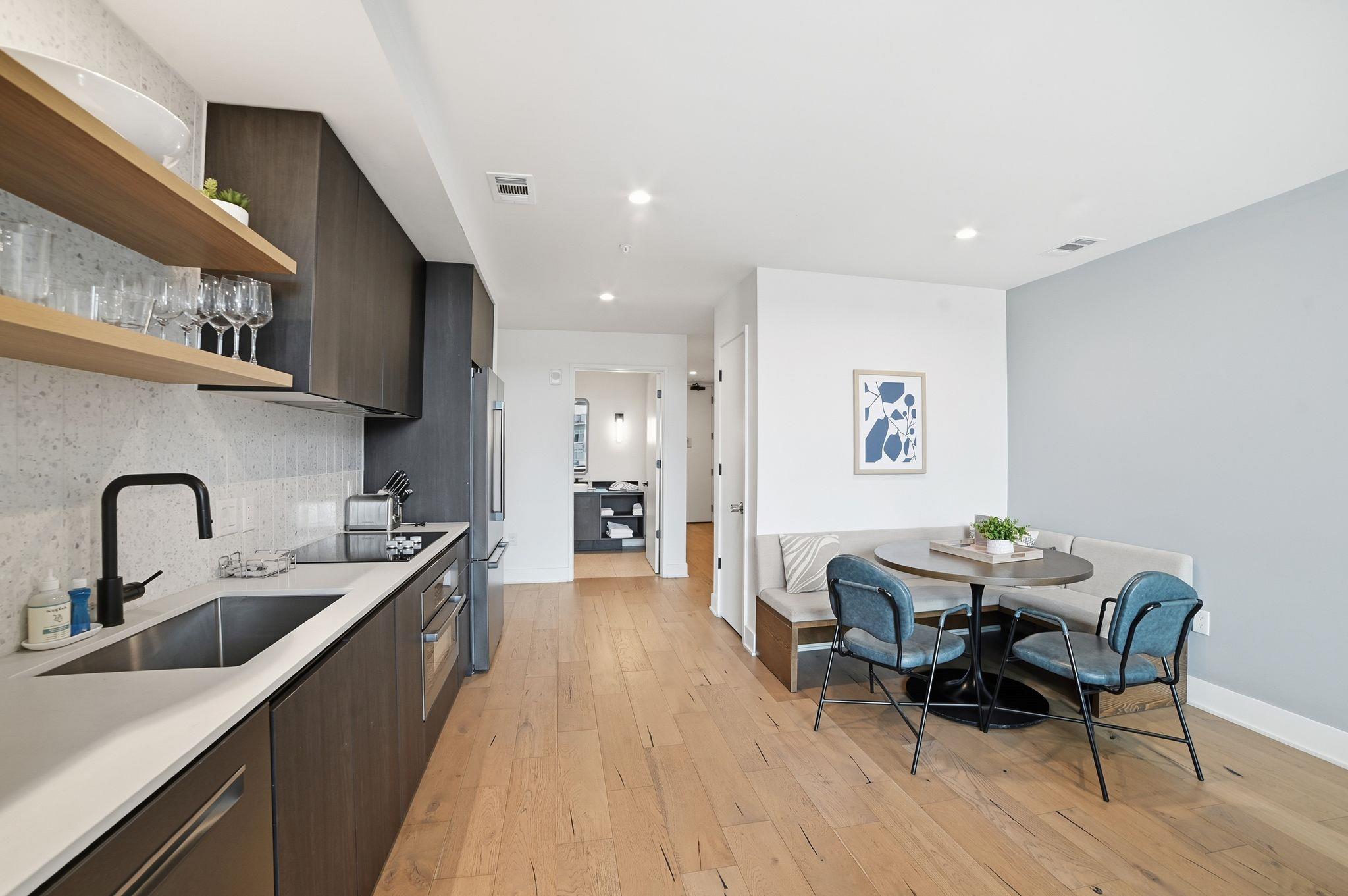 48 East Ave # 1301