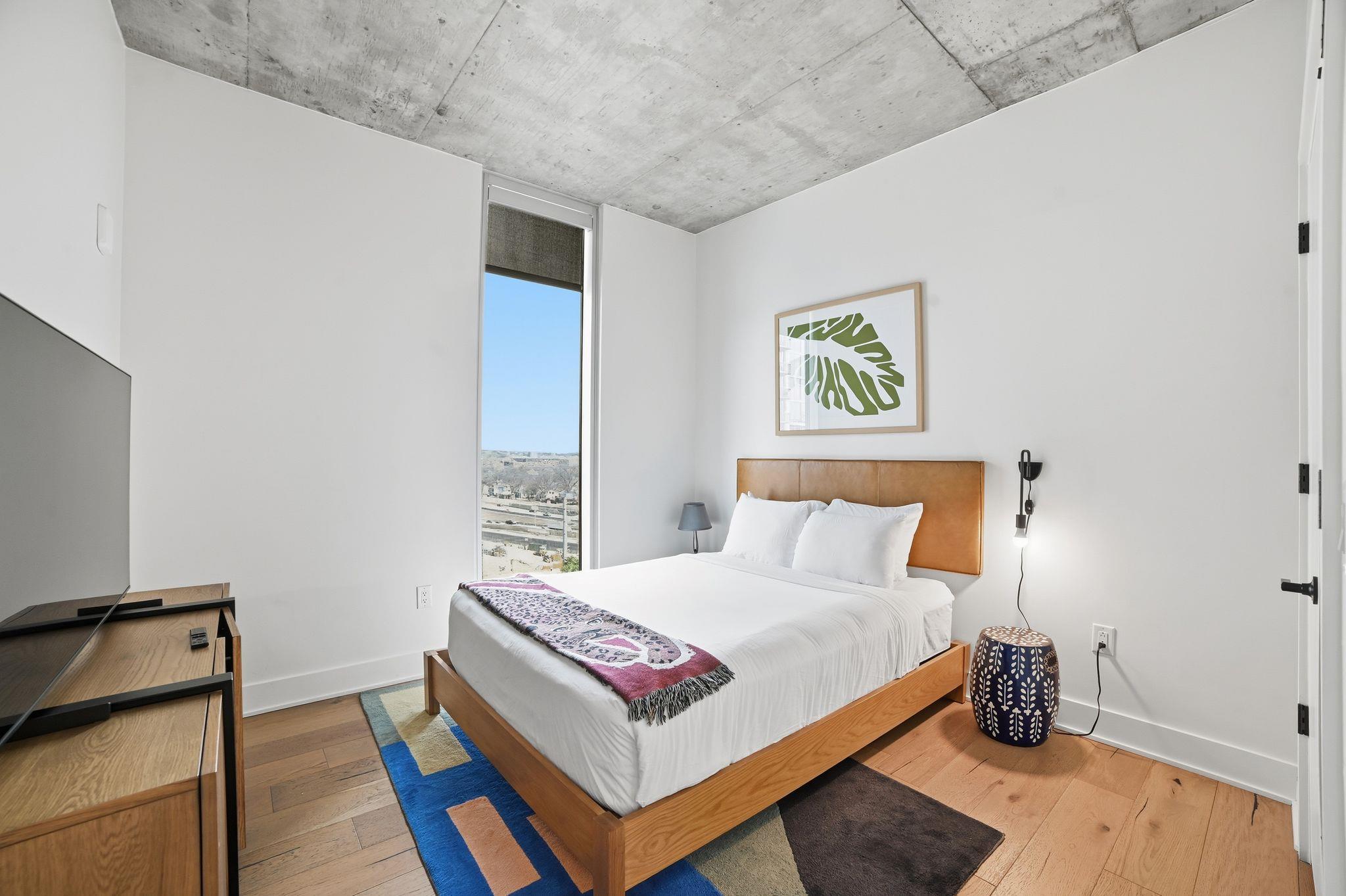 48 East Ave # 1301