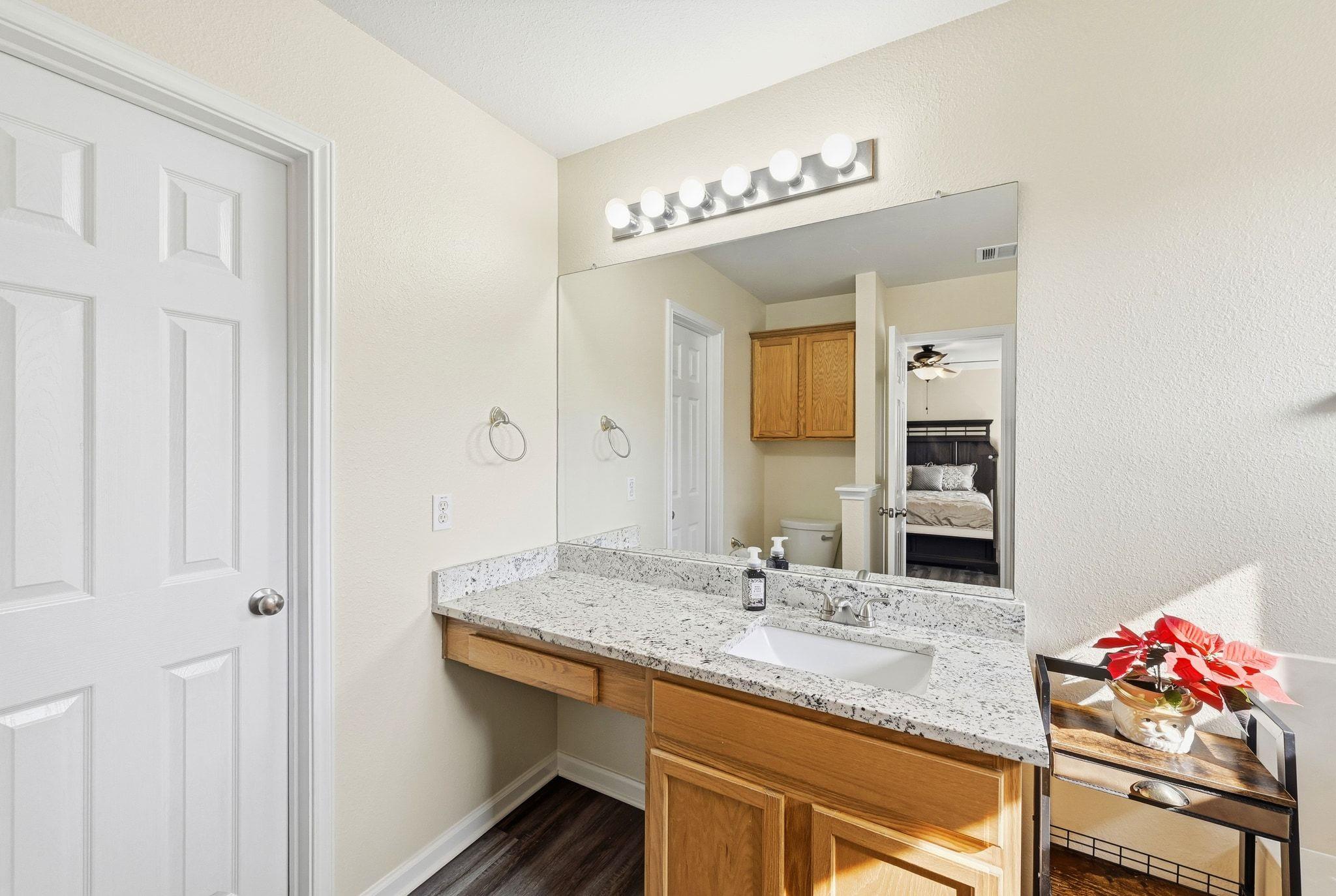 11362 Canterbury Tales LN