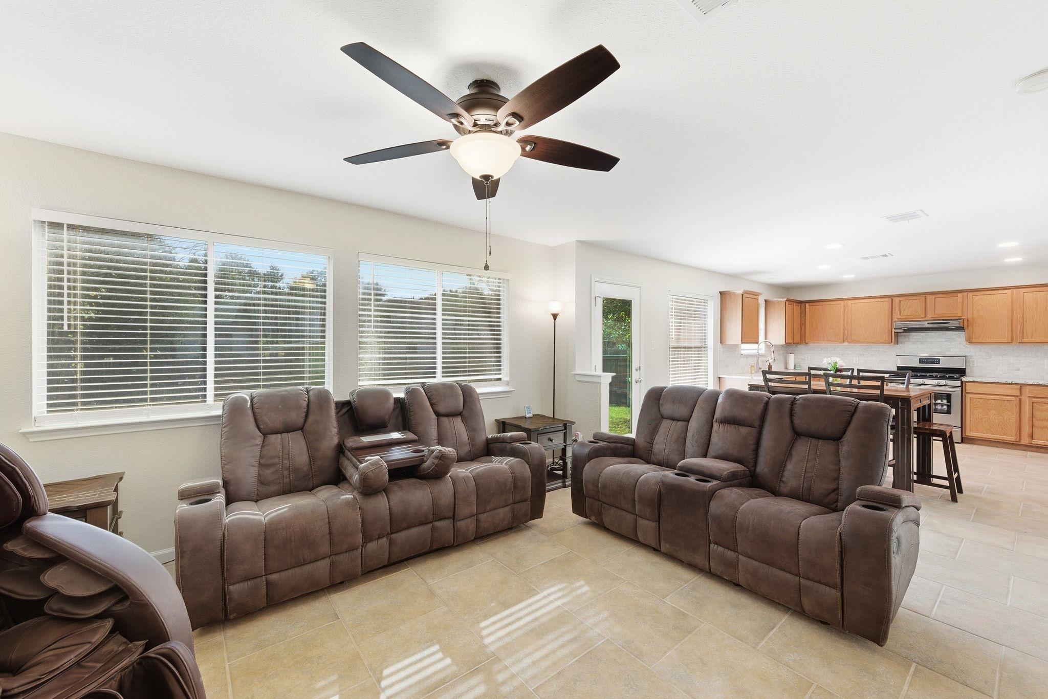 11362 Canterbury Tales LN