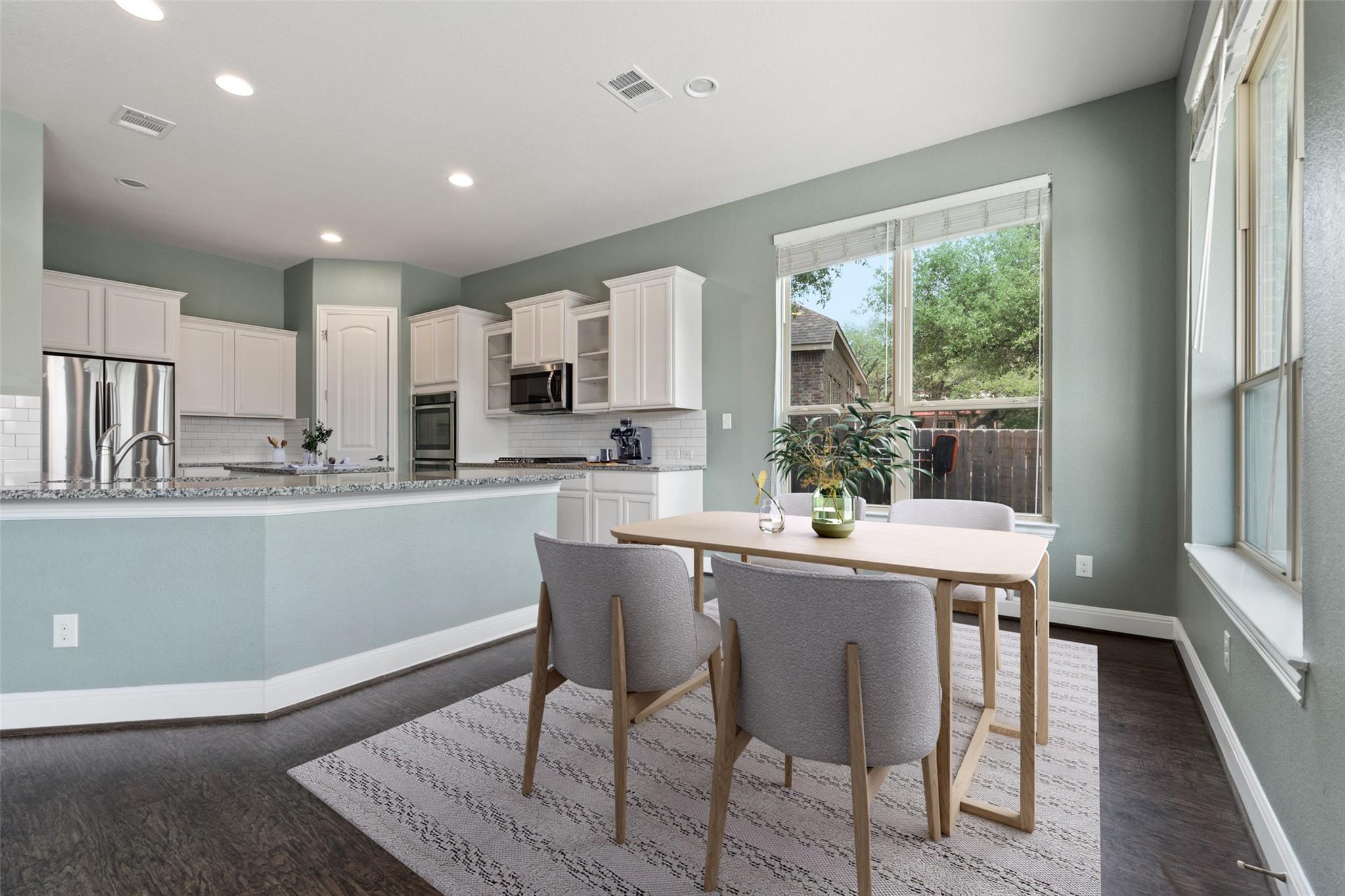 120 Lake Cavern CT