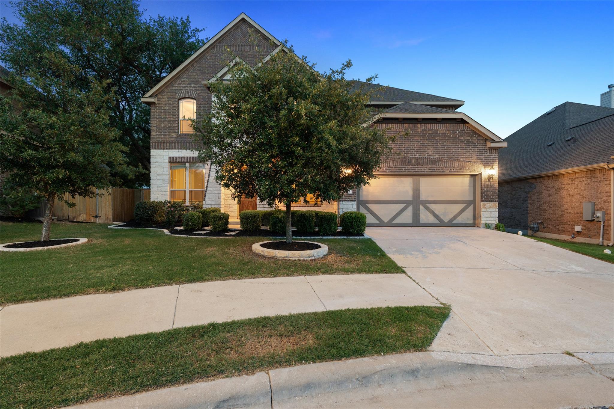120 Lake Cavern CT