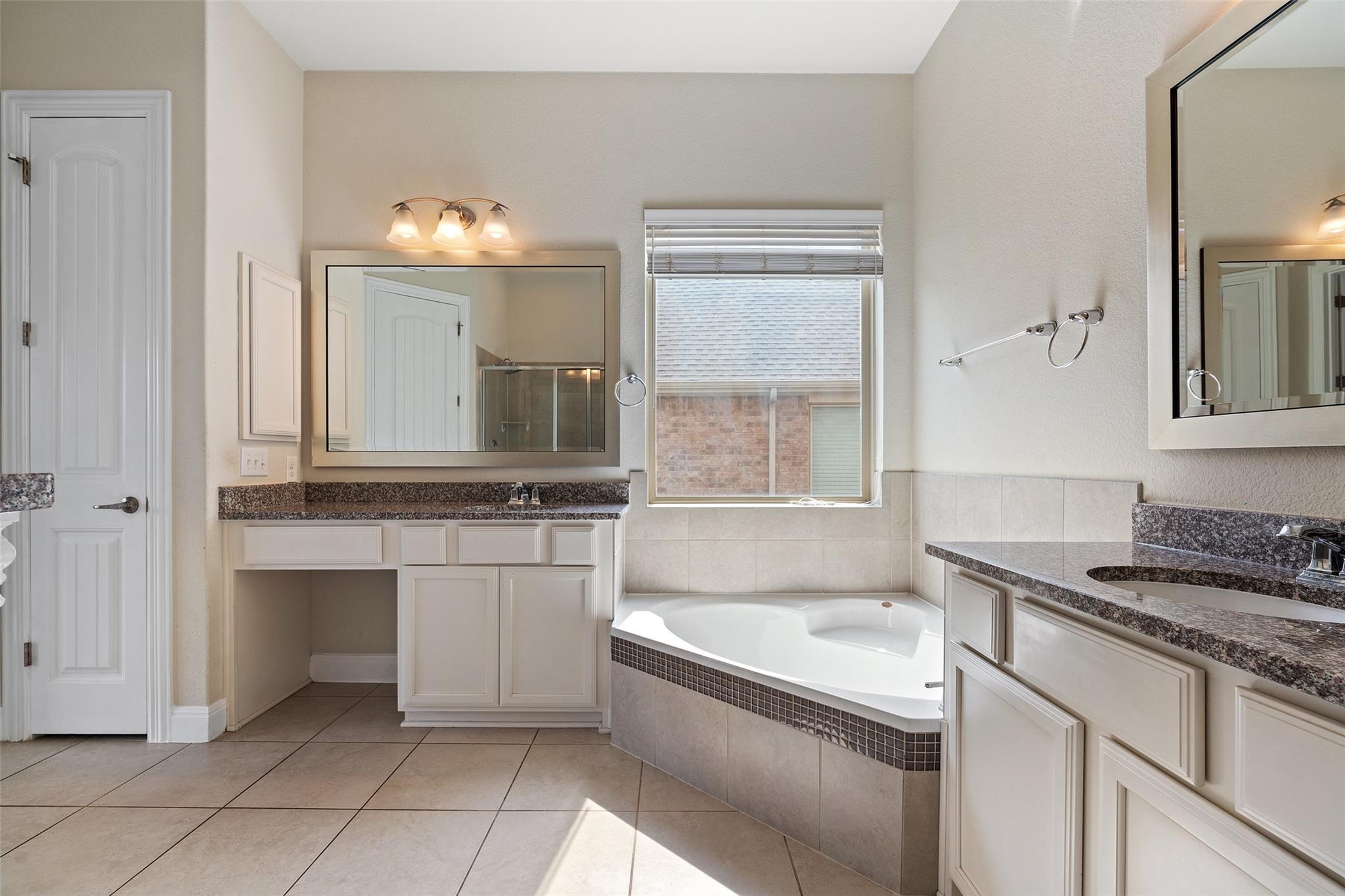 120 Lake Cavern CT