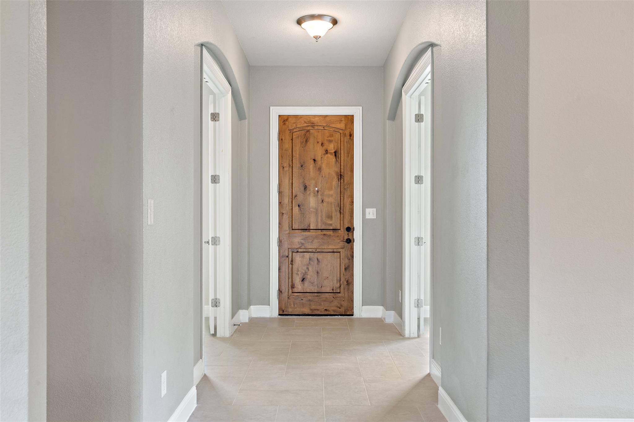 120 Lake Cavern CT