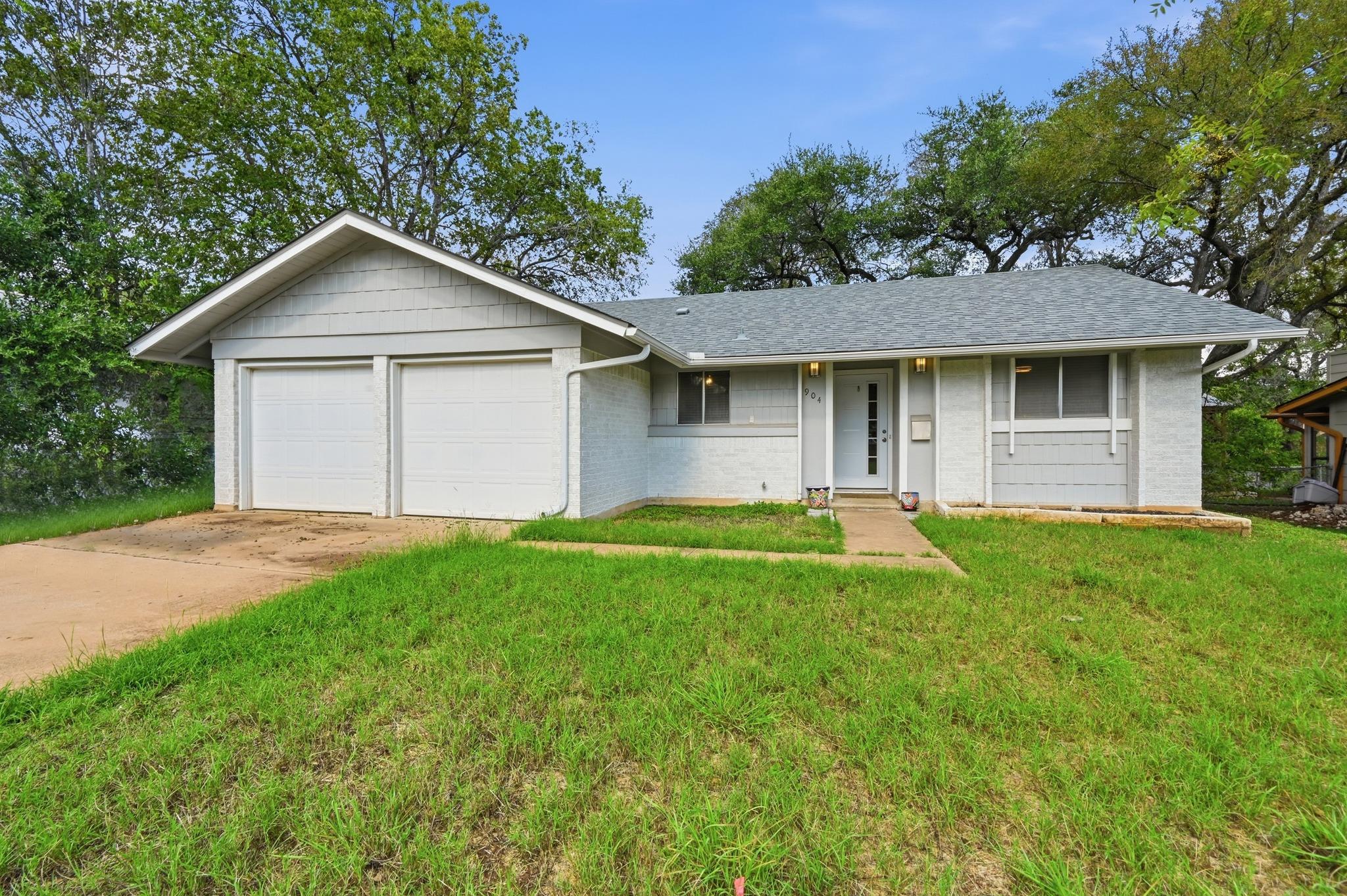 904 Emerald Wood DR