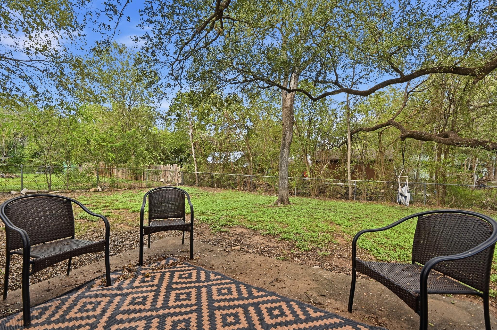 904 Emerald Wood DR