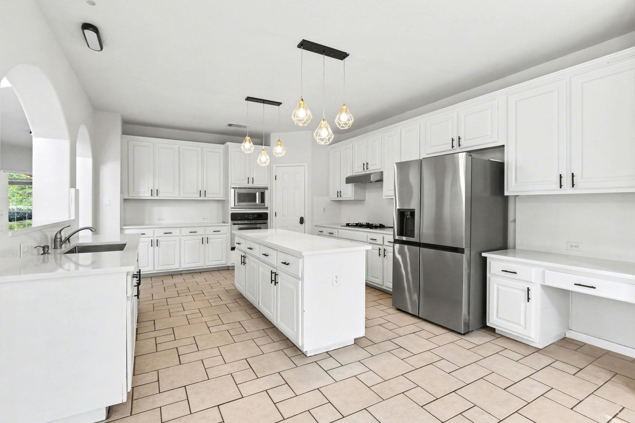 12504 Gun Metal DR