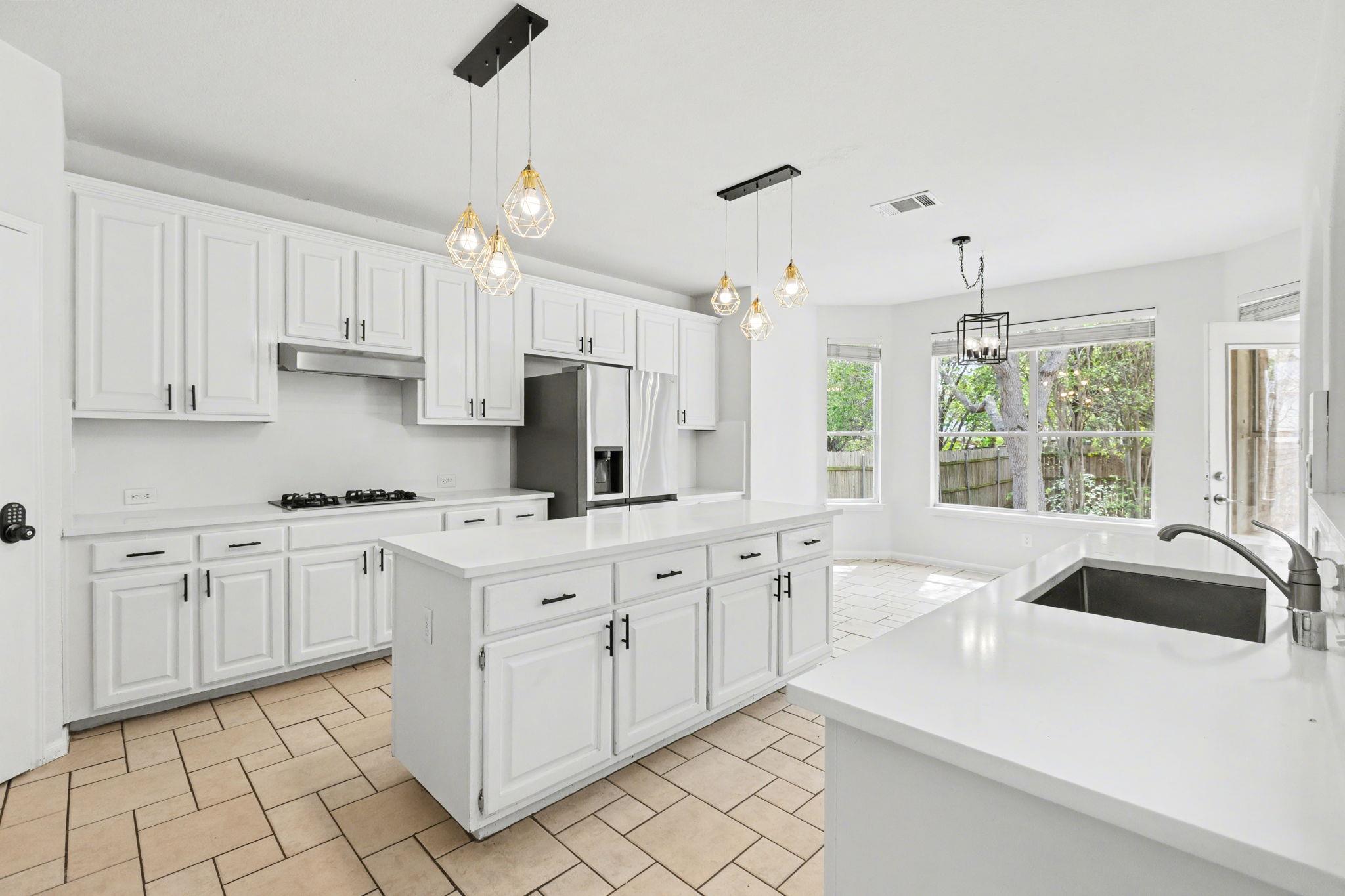 12504 Gun Metal DR