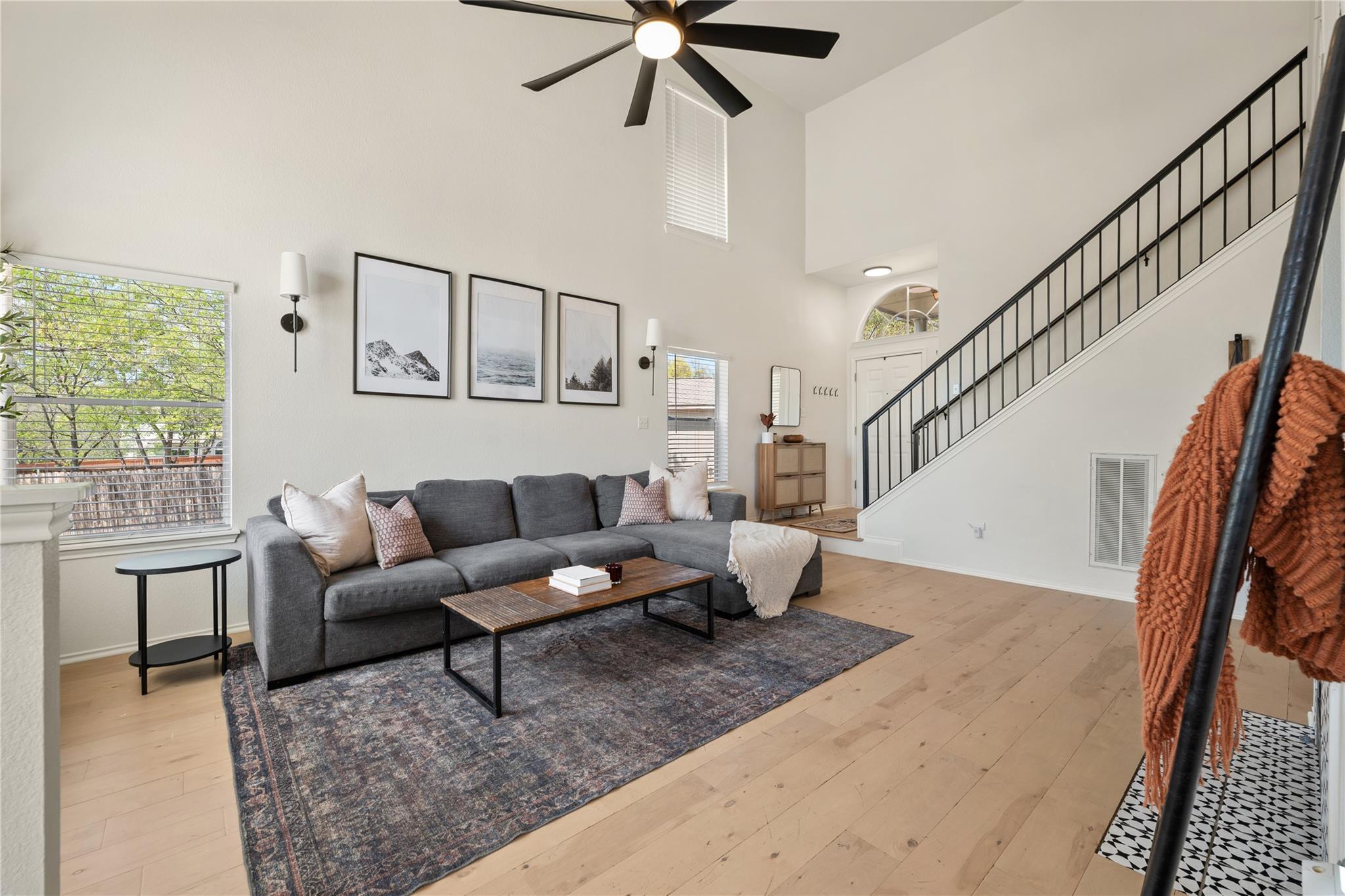 9257 Vigen CIR