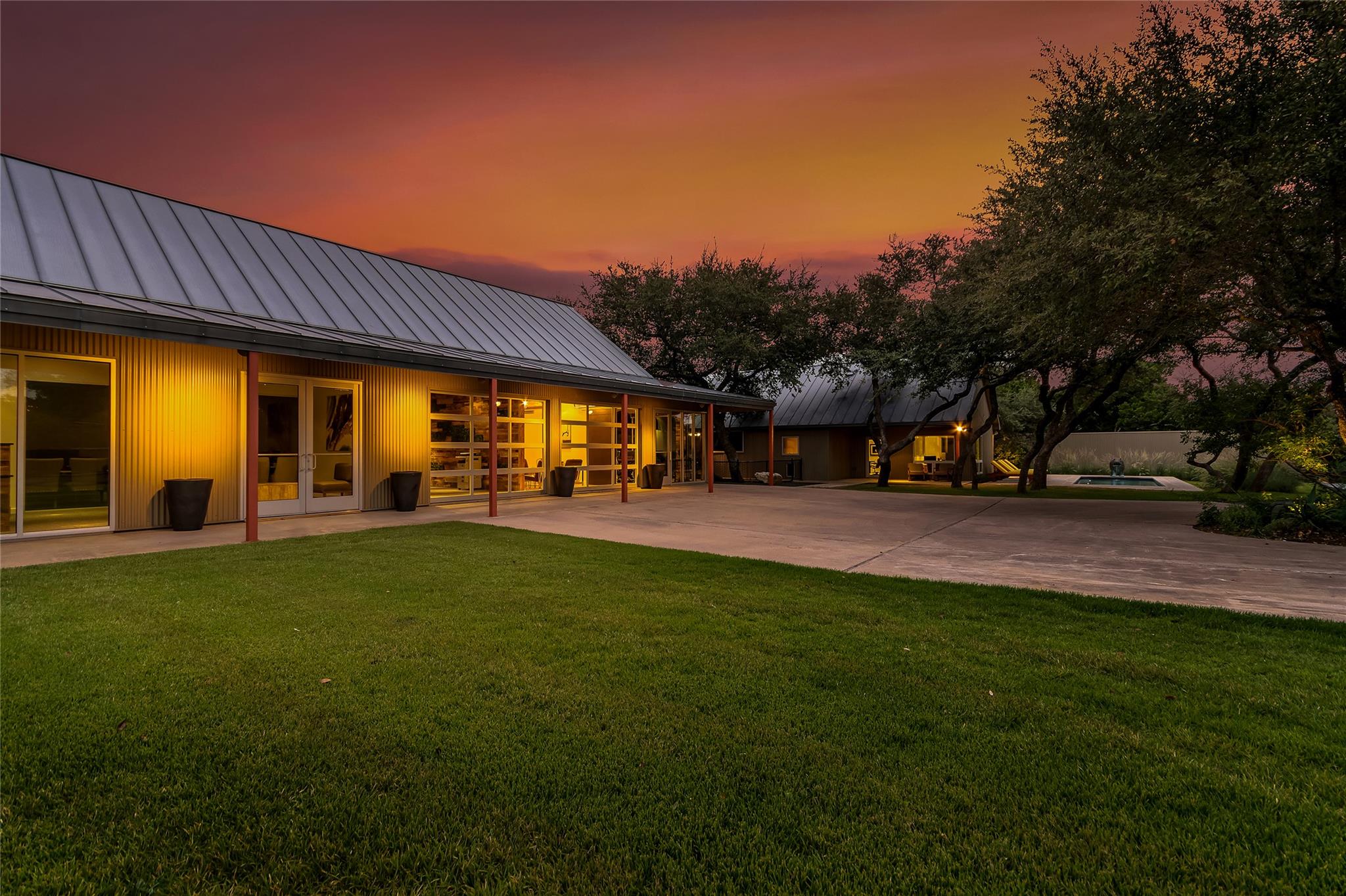 2606 Ranch Road 620 N