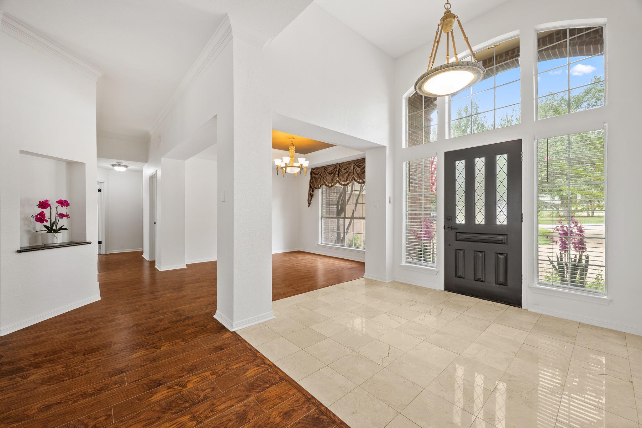 209 El Rio DR