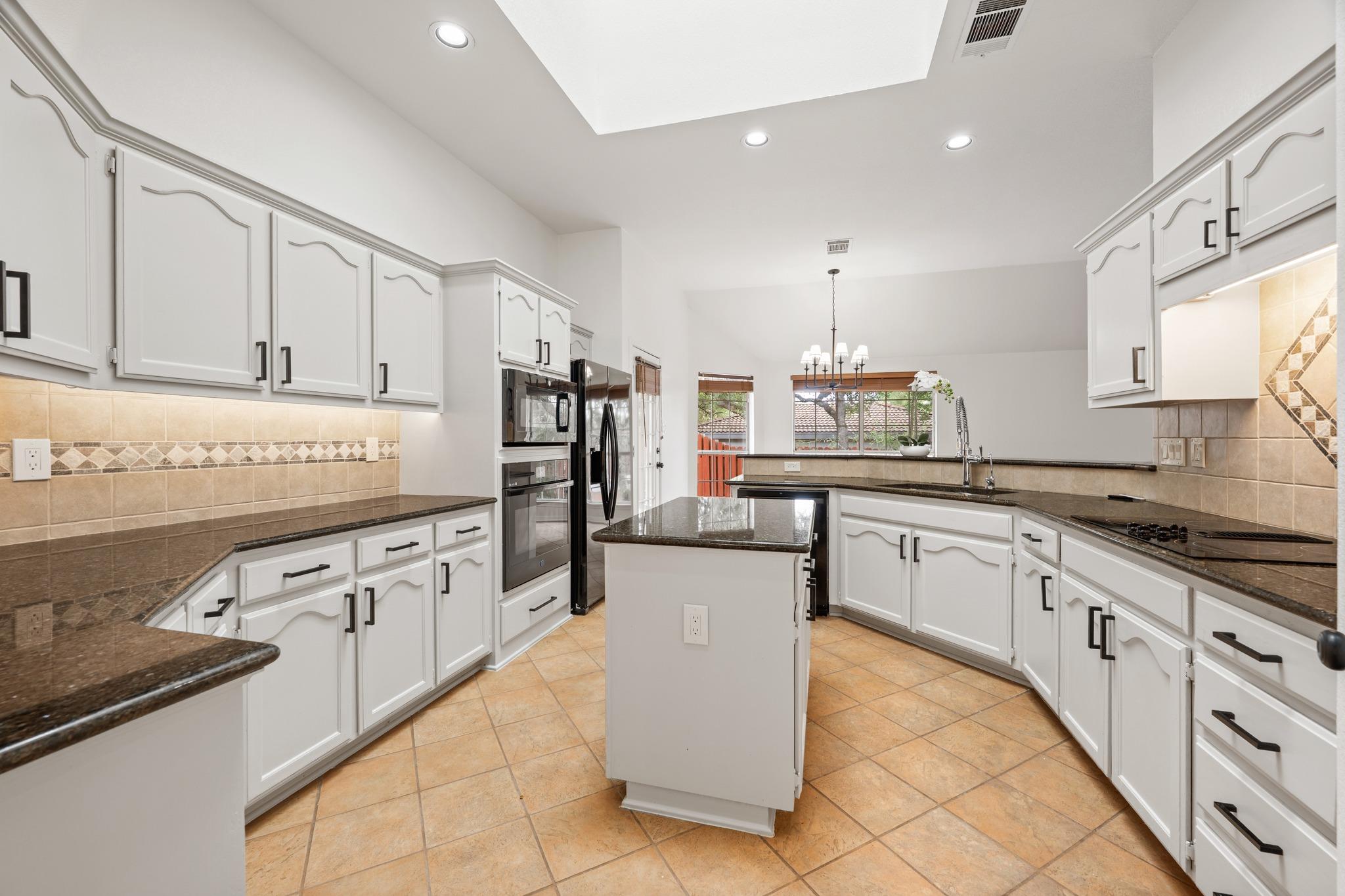 209 El Rio DR